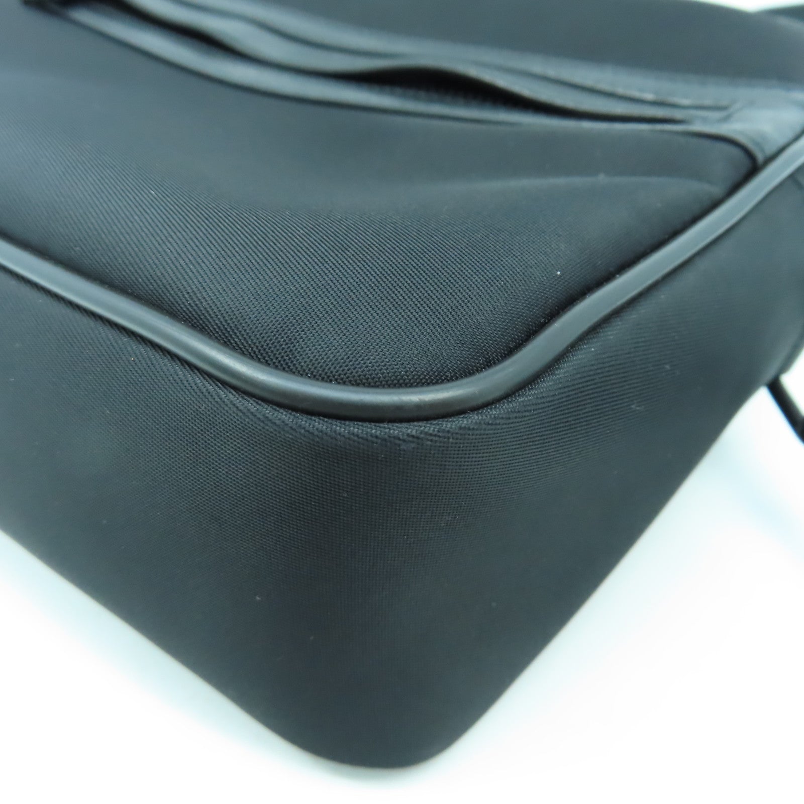 SAINT LAURENT 尼龍Shoulder Bag肩背袋黑色