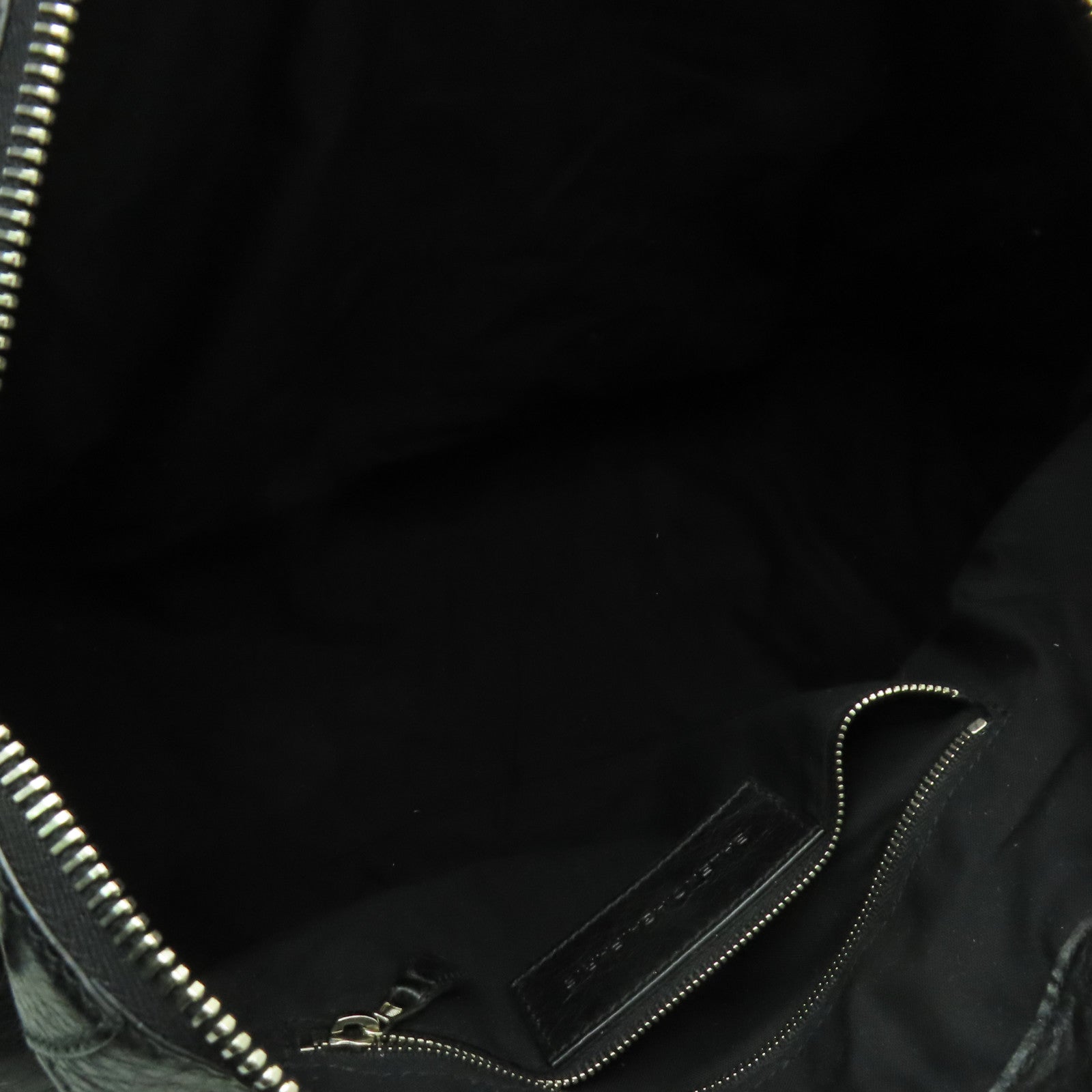 BALENCIAGA 牛皮皮革Shoulder bag銀扣肩背袋黑色