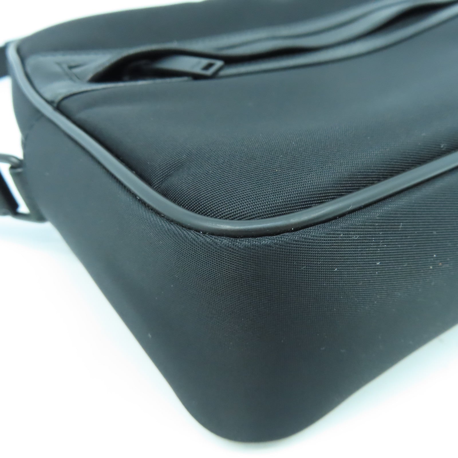 SAINT LAURENT 尼龍Shoulder Bag肩背袋黑色