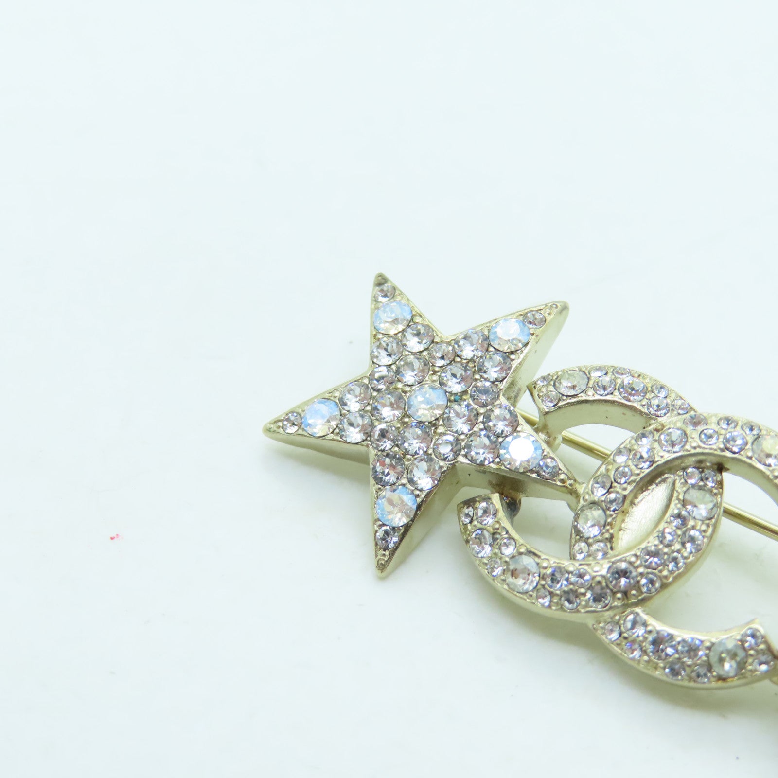 CHANEL Metal Brooch Brooch Gold