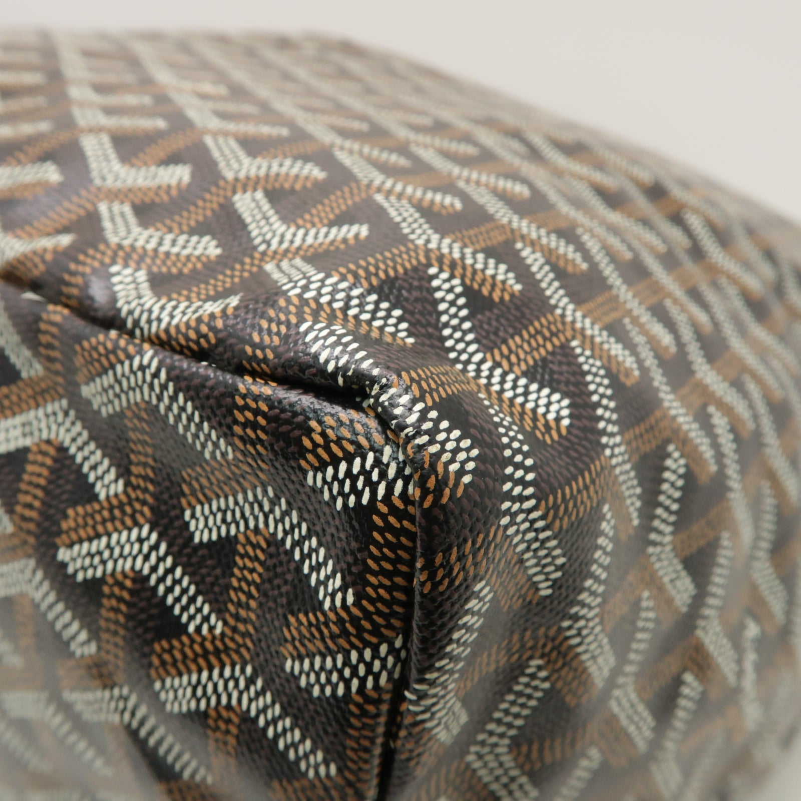 GOYARD 塗層帆布Saint Louis GM銀扣手挽袋黒色/棕色