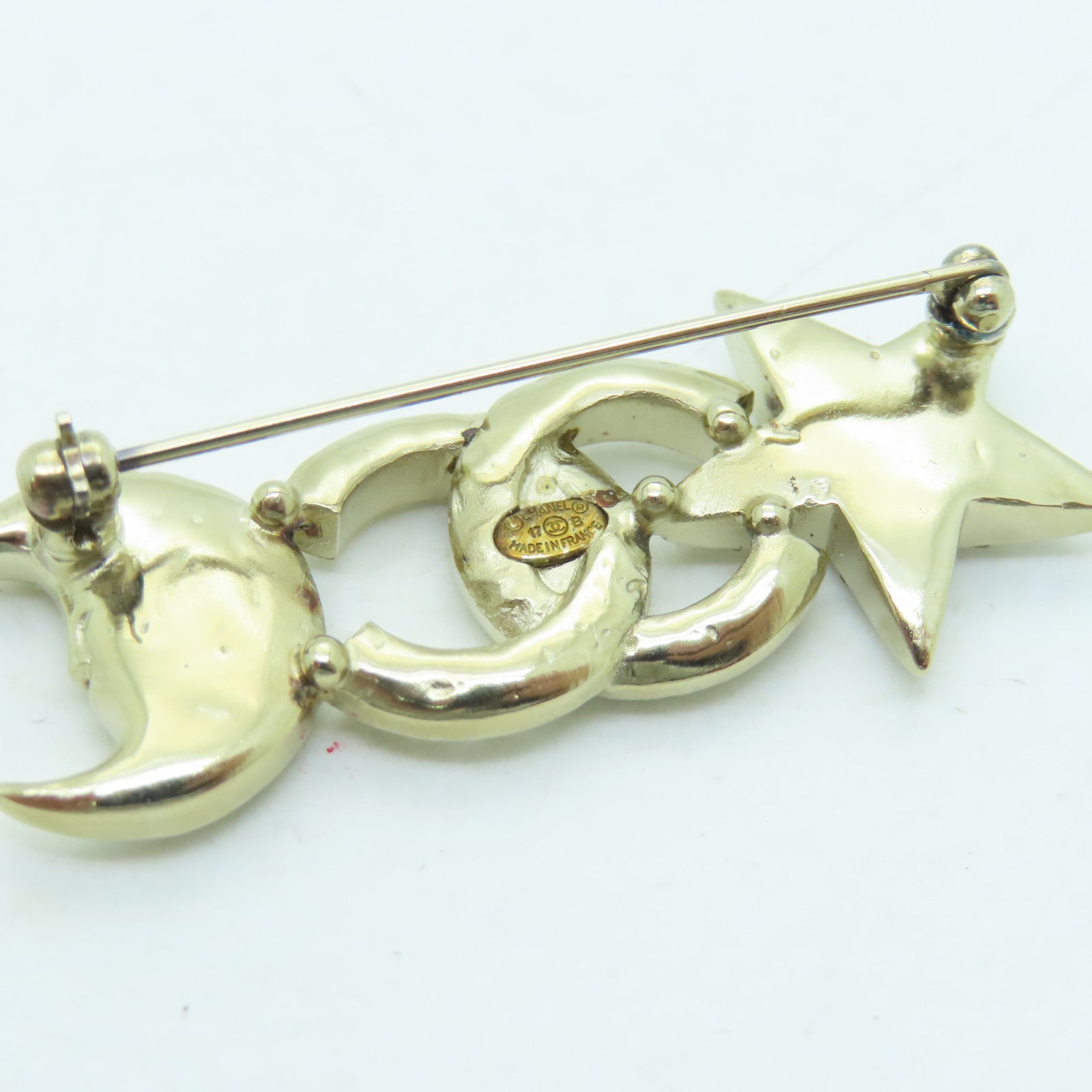 CHANEL Metal Brooch Brooch Gold