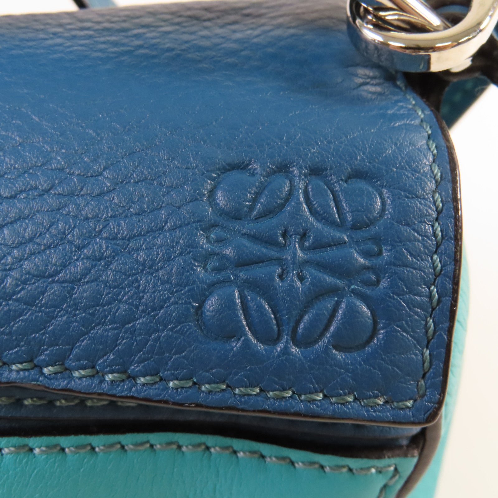 LOEWE 牛皮皮革Mini Puzzle Shoulder Bag銀扣肩背袋藍色/綠色/黑色