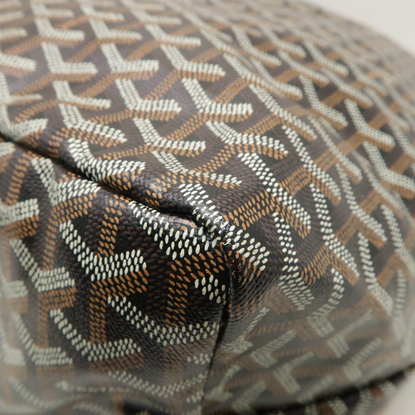 GOYARD 塗層帆布Saint Louis GM銀扣手挽袋黒色/棕色