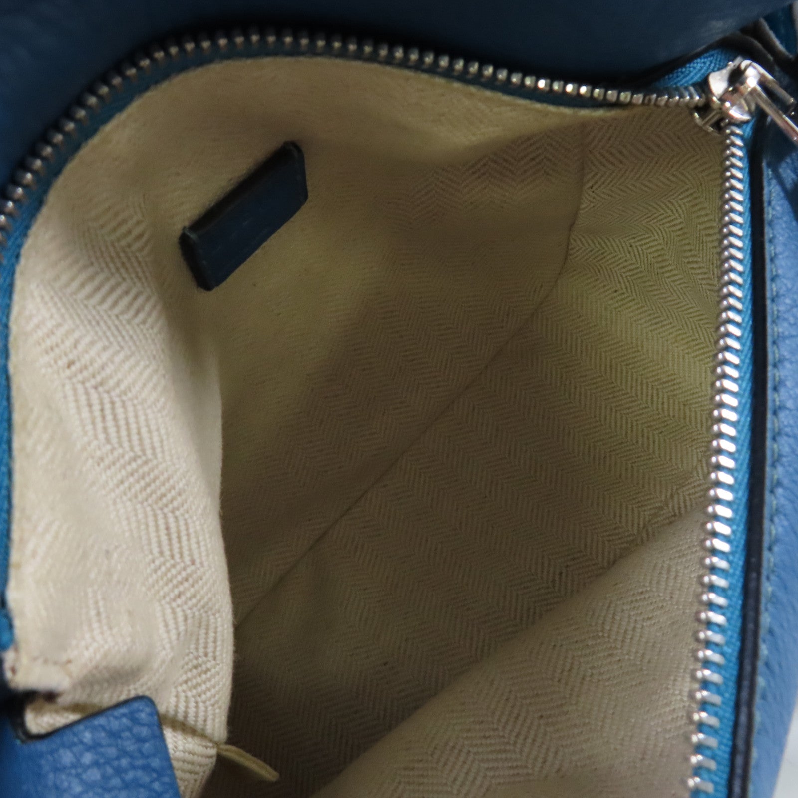 LOEWE 牛皮皮革Mini Puzzle Shoulder Bag銀扣肩背袋藍色/綠色/黑色