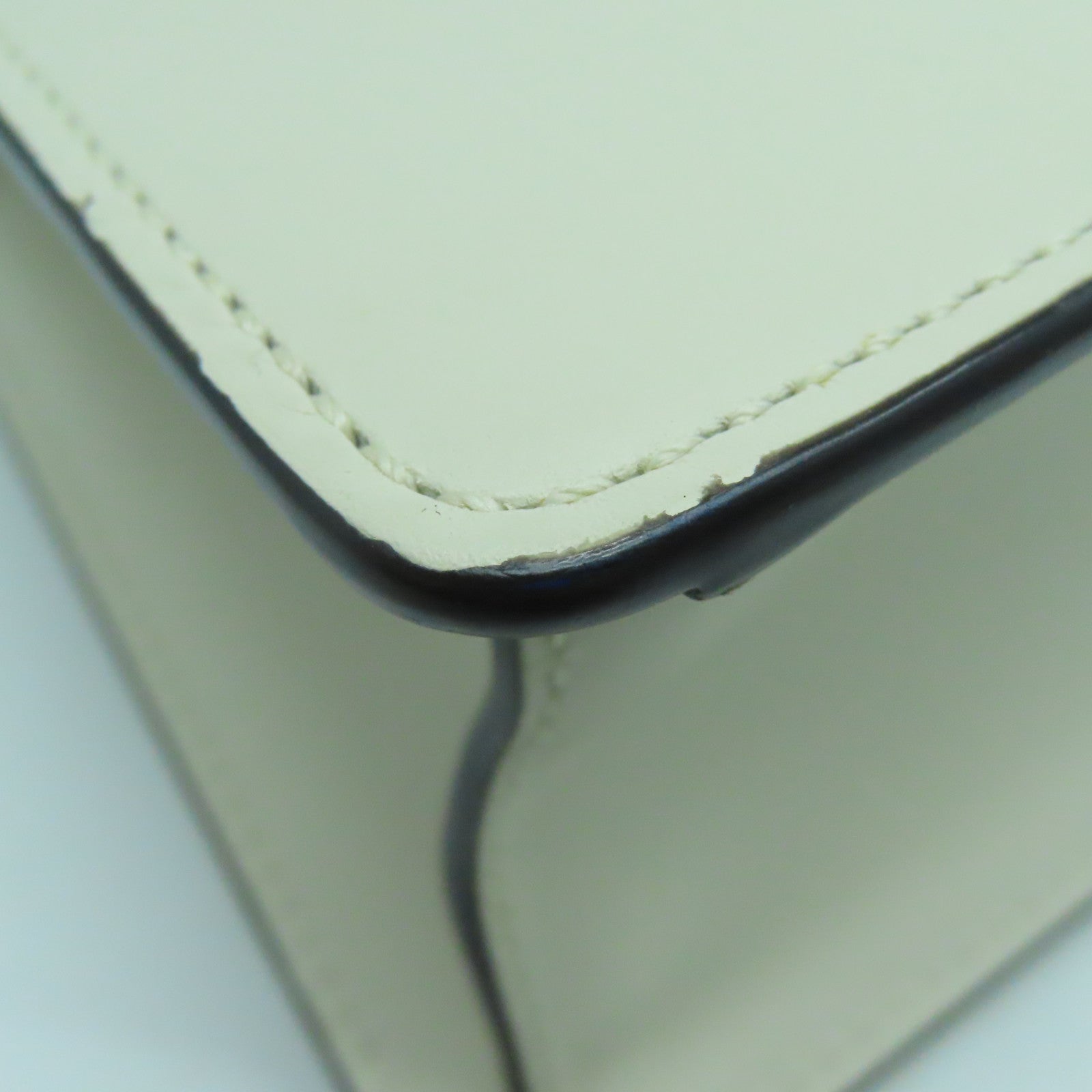 GUCCI 牛皮皮革2way Shoulder Bag金扣手挽肩背两用袋白色