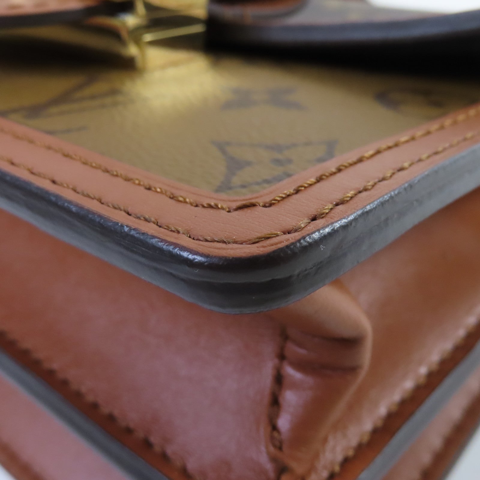 LOUIS VUITTON Monogram Mini Dauphine Shoulder Bag金扣肩背袋啡色