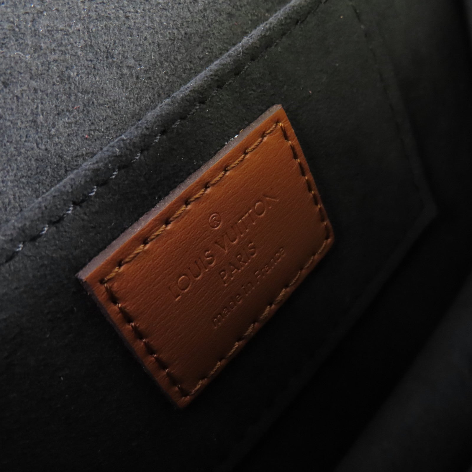 LOUIS VUITTON Monogram Mini Dauphine Shoulder Bag金扣肩背袋啡色