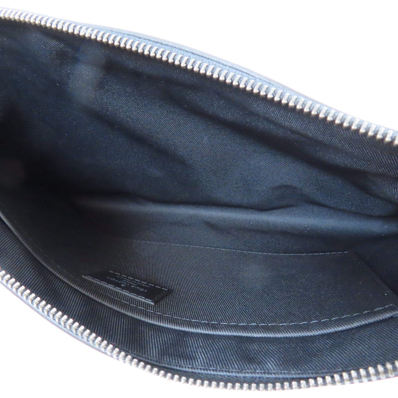 LOUIS VUITTON Monogram Eclipse Pochette Discovery銀扣手拿包黑色