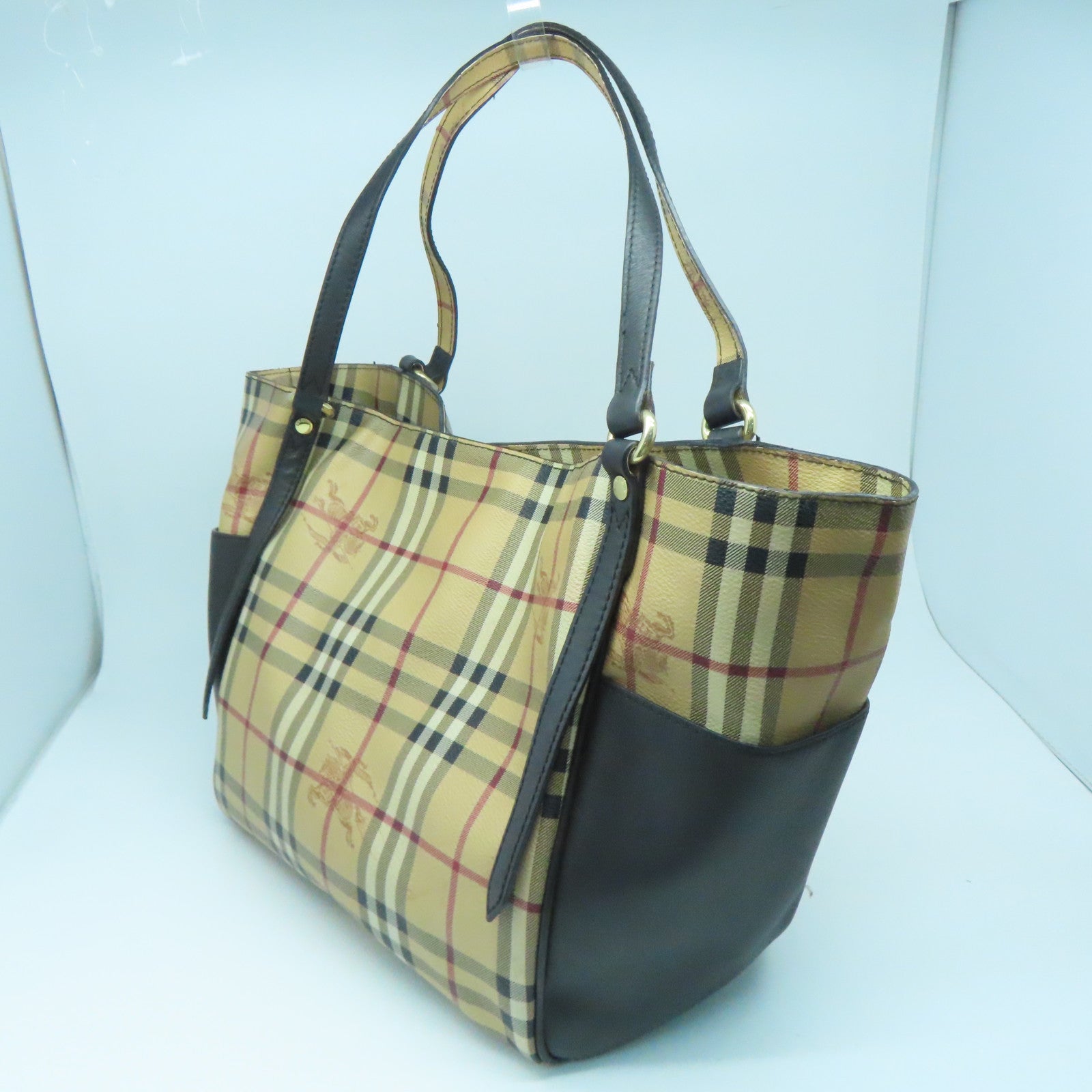 BURBERRY 涂层皮革Shoulder Bag金扣肩背袋米色