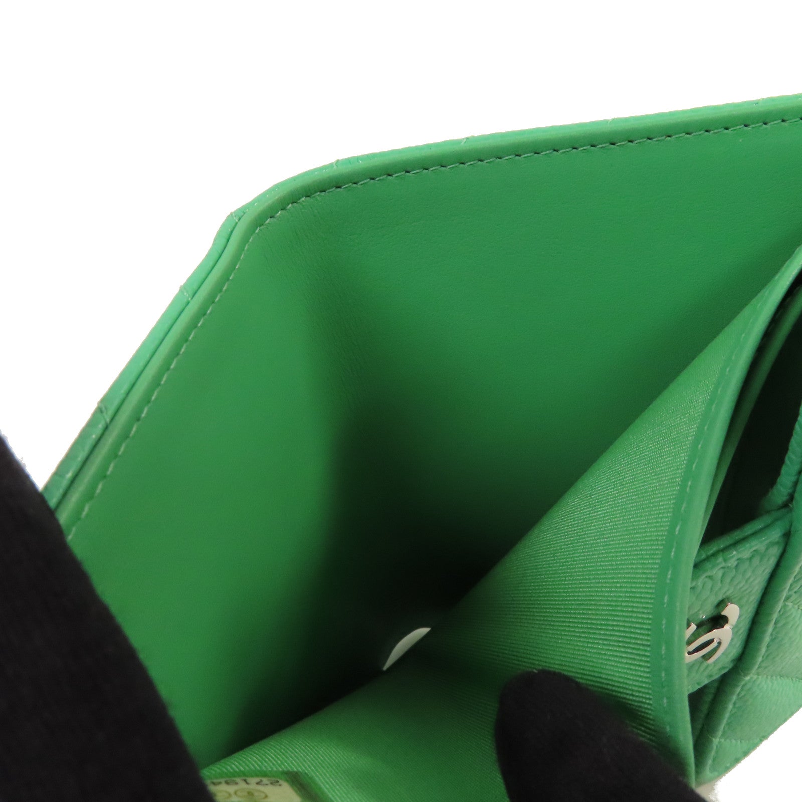 CHANEL 斜紋Caviar皮革Fold Wallet銀扣短錢包綠色