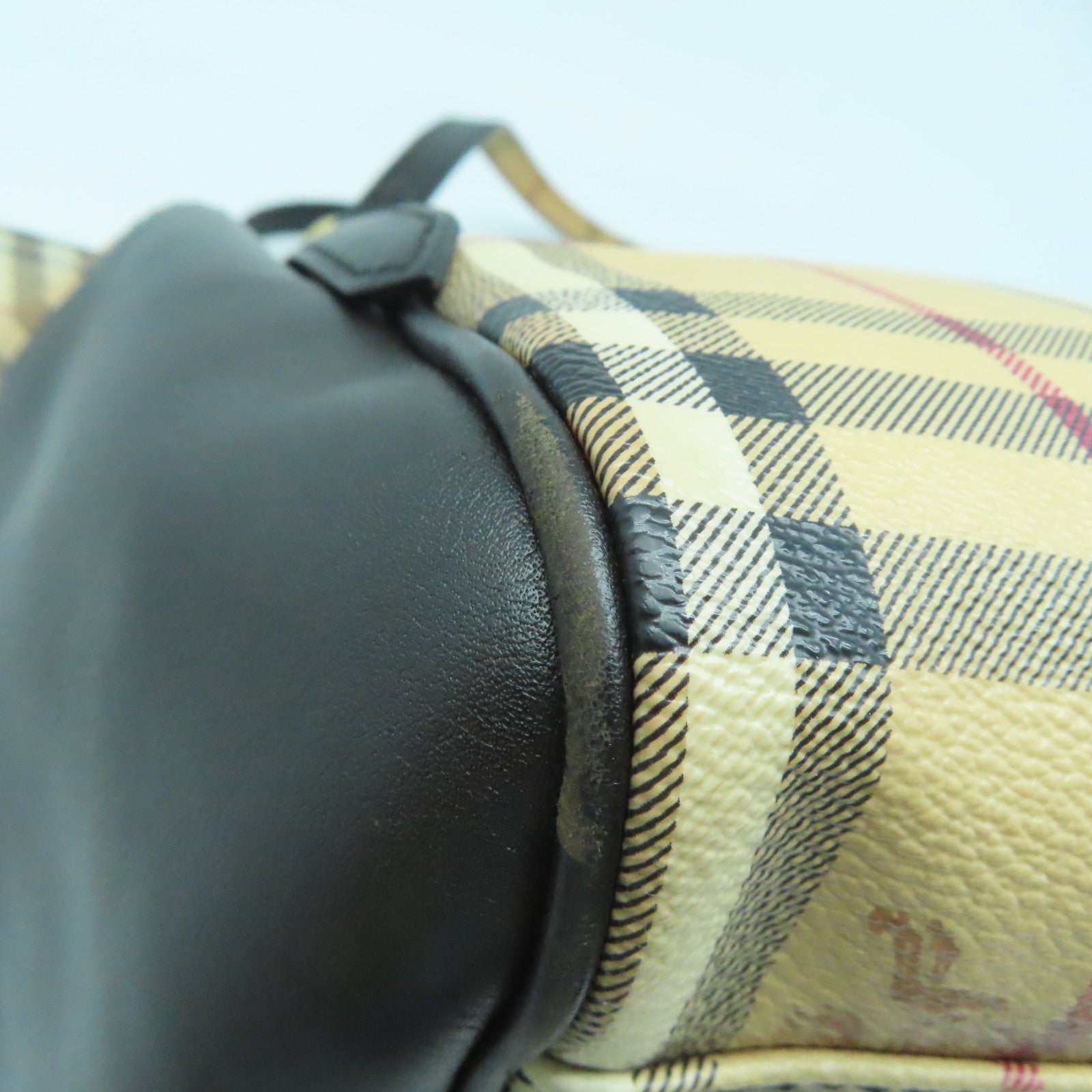BURBERRY 涂层皮革Shoulder Bag金扣肩背袋米色