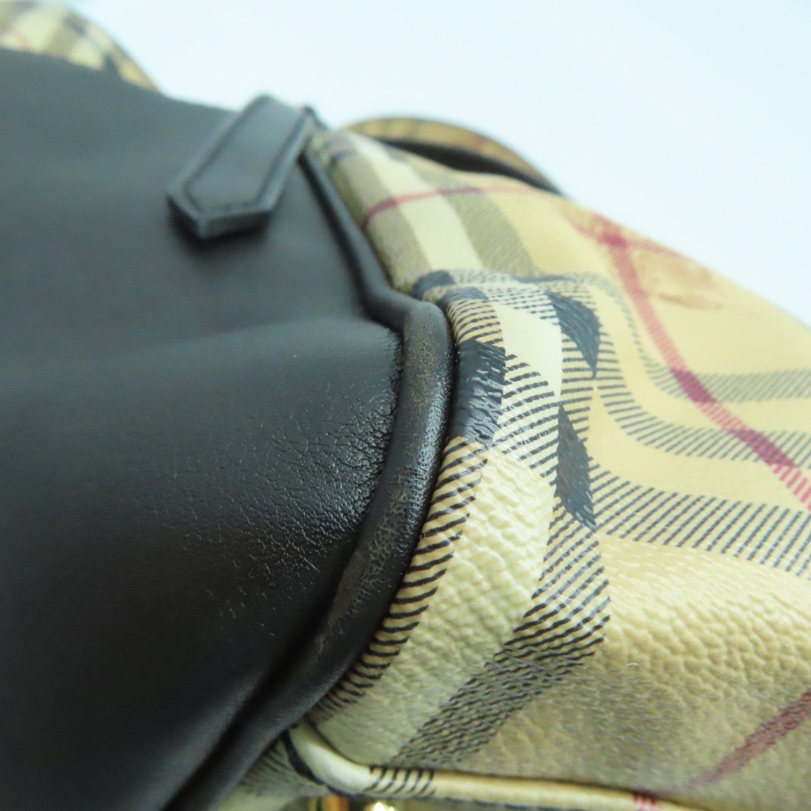 BURBERRY 涂层皮革Shoulder Bag金扣肩背袋米色