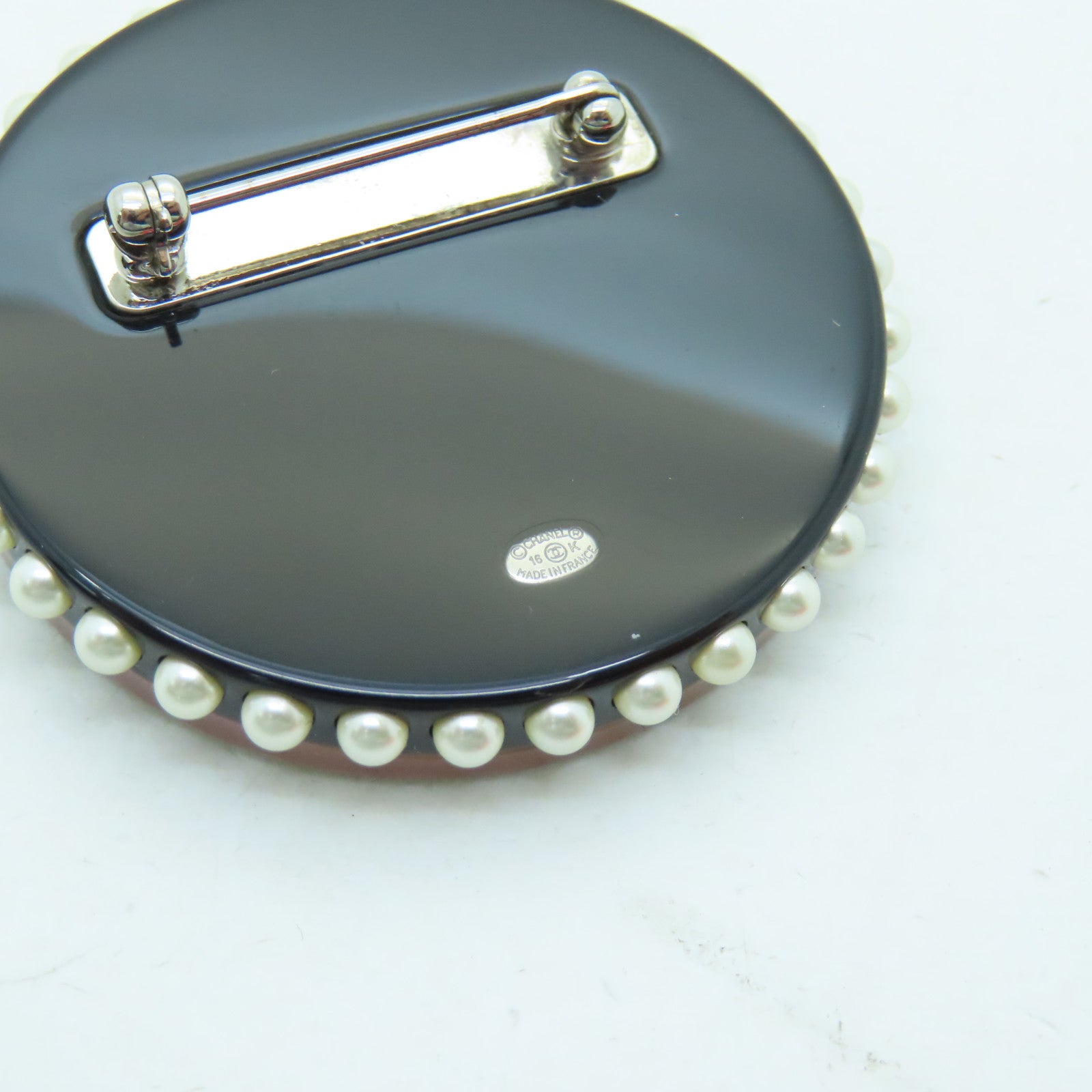 CHANEL Metal Face Brooch brooch pink