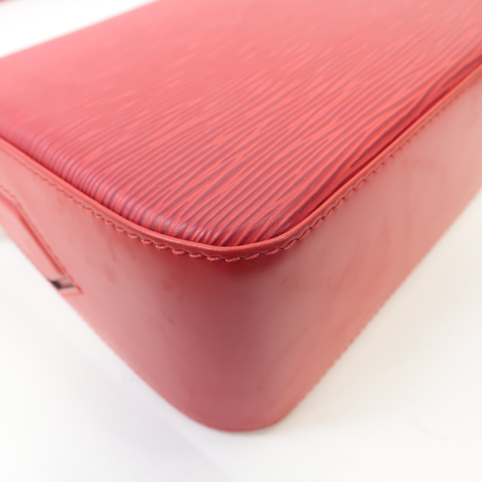 LOUIS VUITTON Epi Busy Bag金扣肩背袋紅色