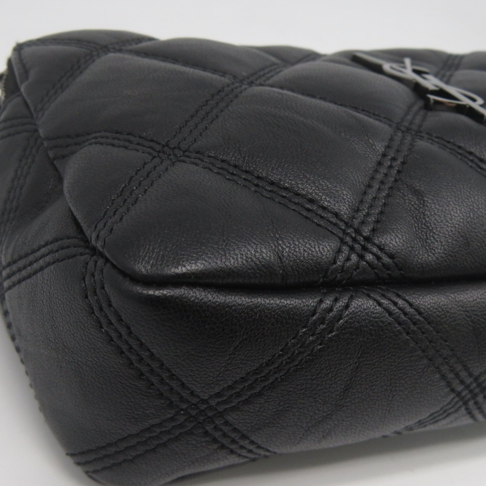 YVES SAINT LAURENT 菱格牛皮皮革Chain Shoulder銀扣鏈帶肩背袋黑色