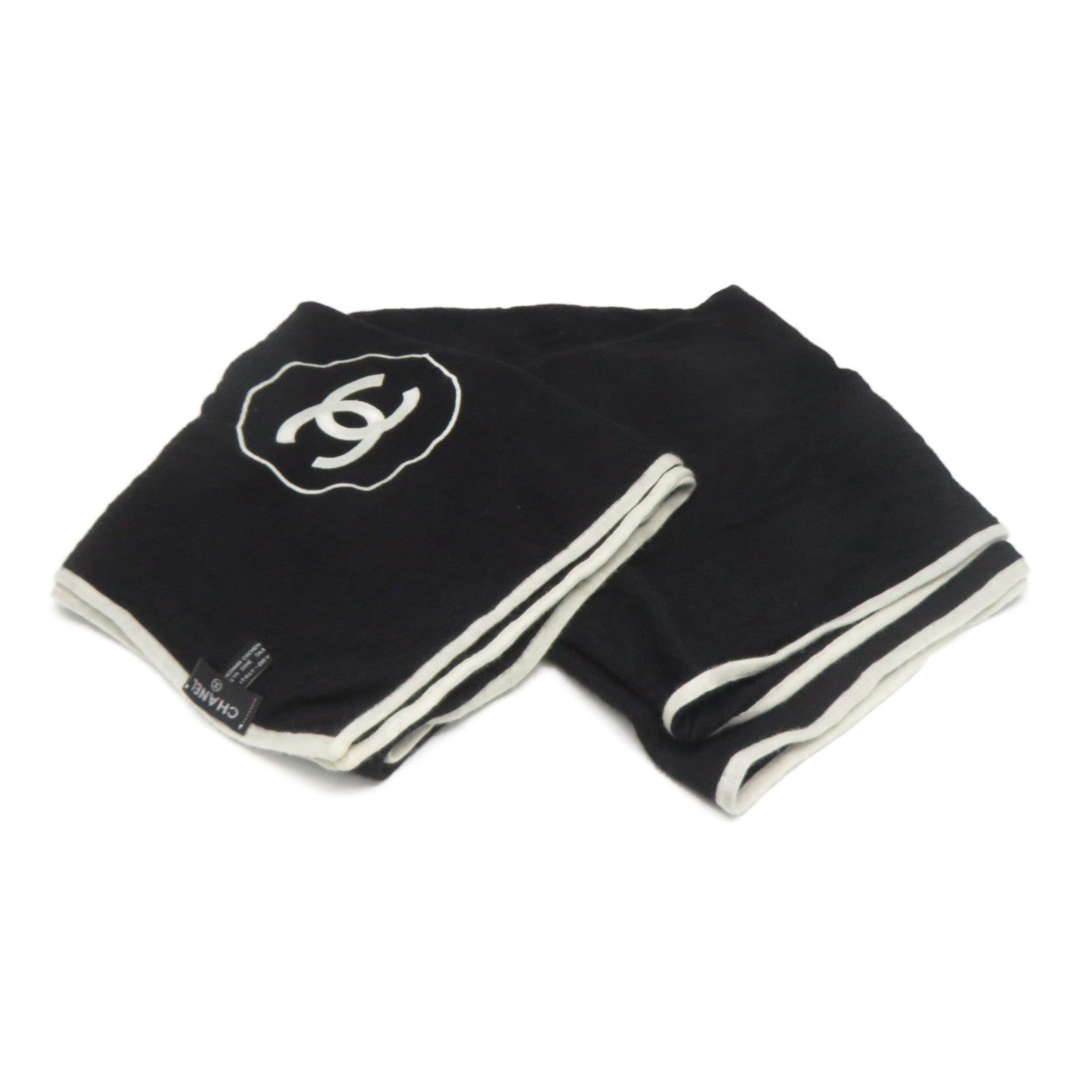 CHANEL 羊絨/絲質Scarf圍巾黑色/白色