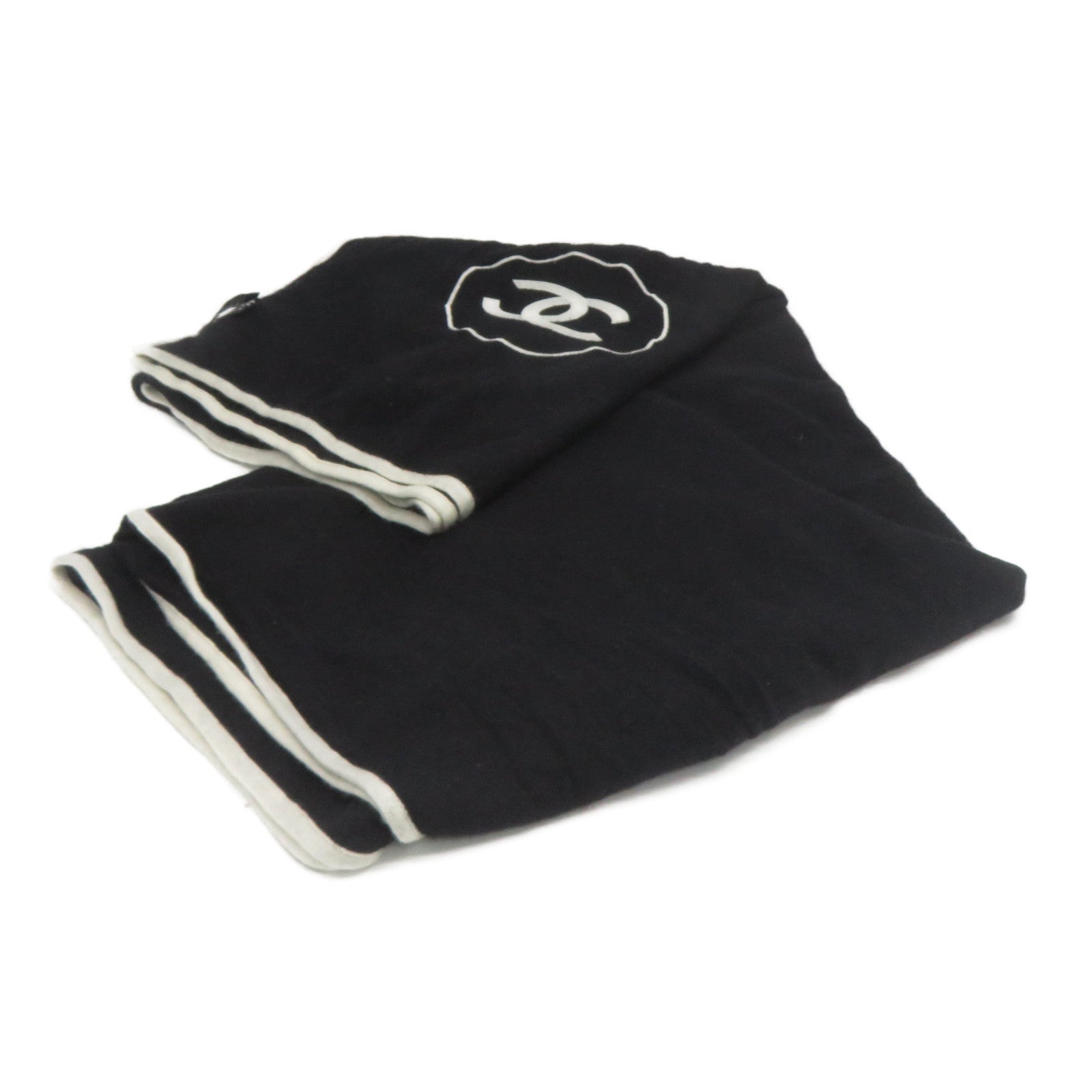 CHANEL 羊絨/絲質Scarf圍巾黑色/白色