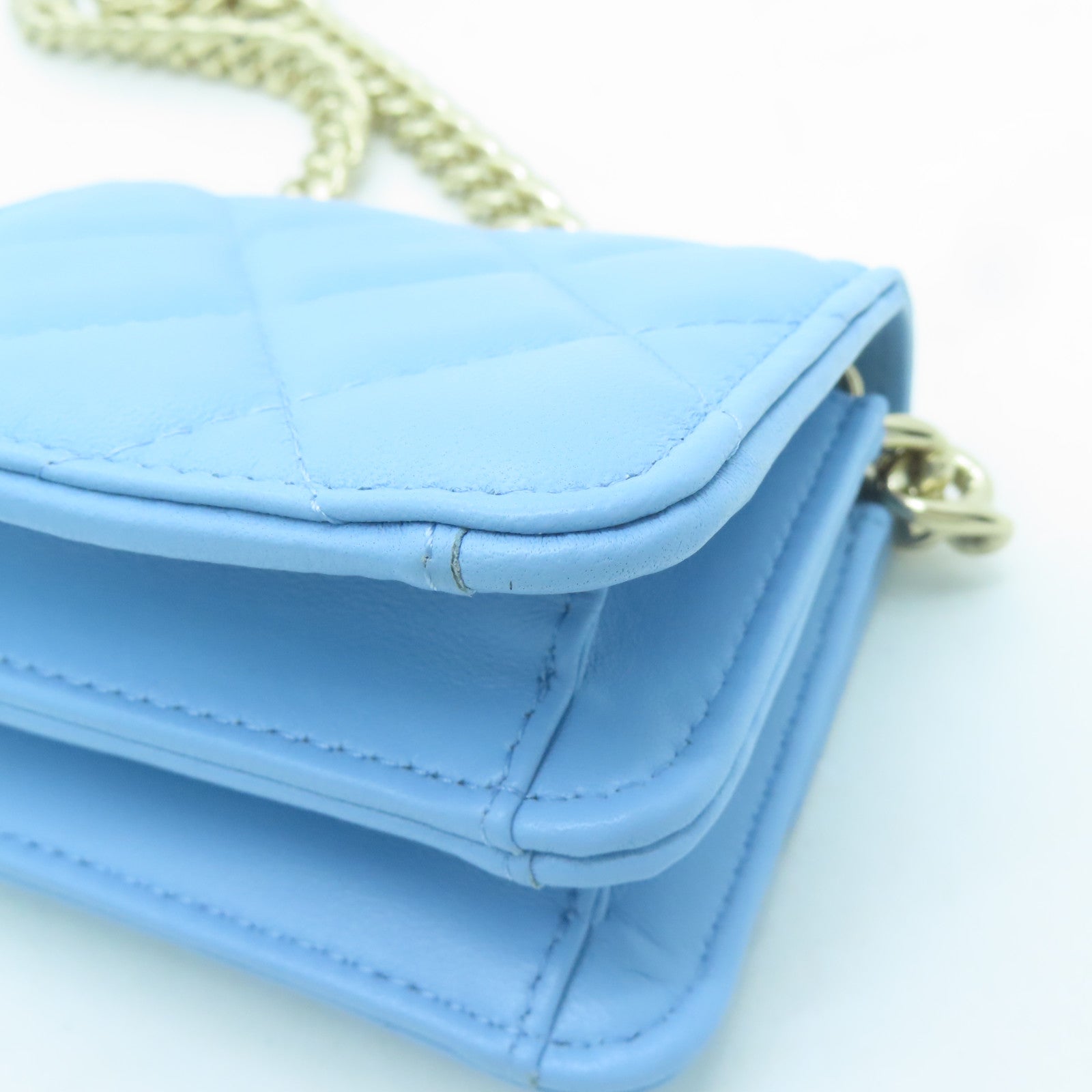 CHANEL Rhombus Sheepskin Leather Chain Shoulder Gold Buckle Chain Belt Shoulder Bag Powder Blue