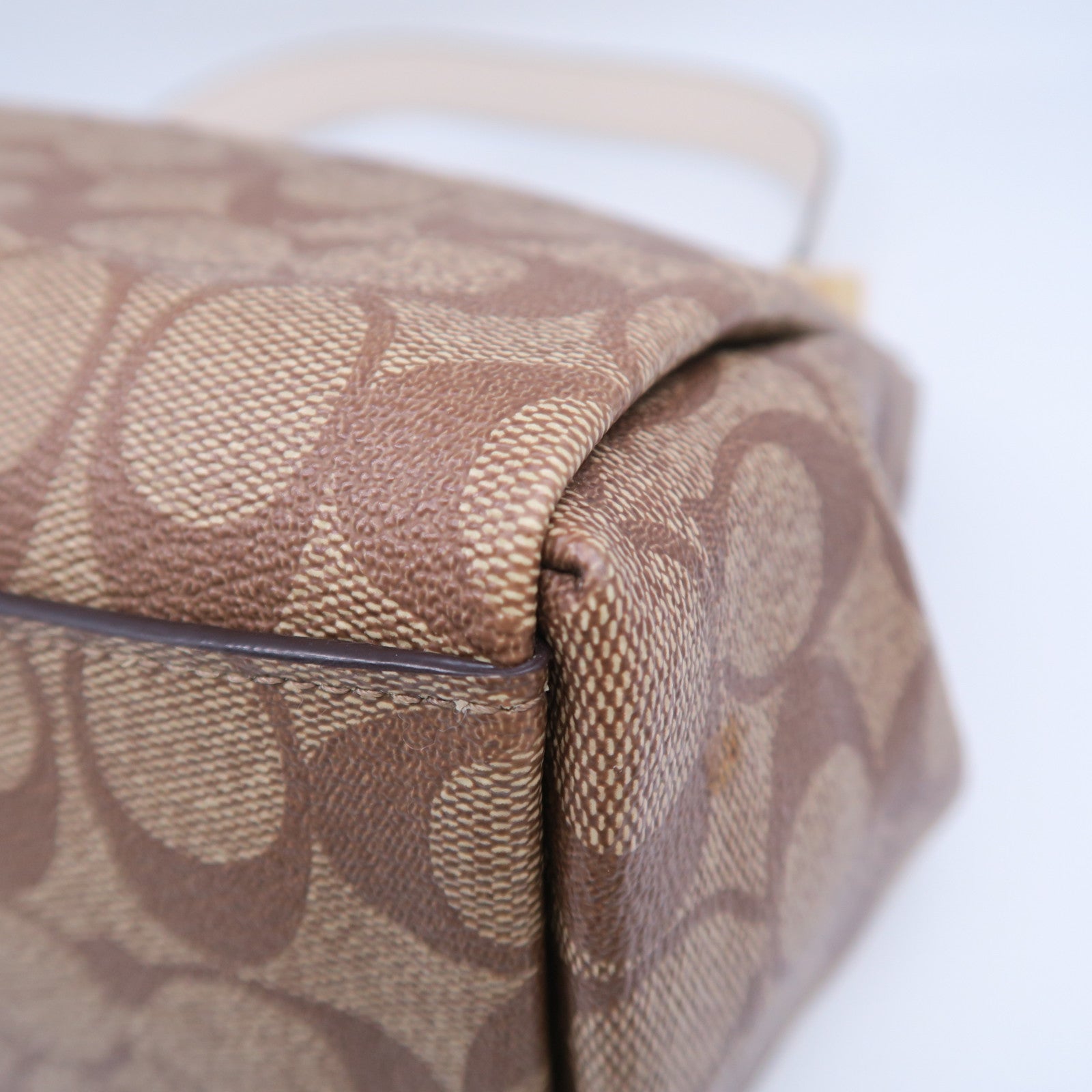 COACH 塗層帆布2 Way Shoulder Bag金扣手挽肩背兩用袋啡色/米色