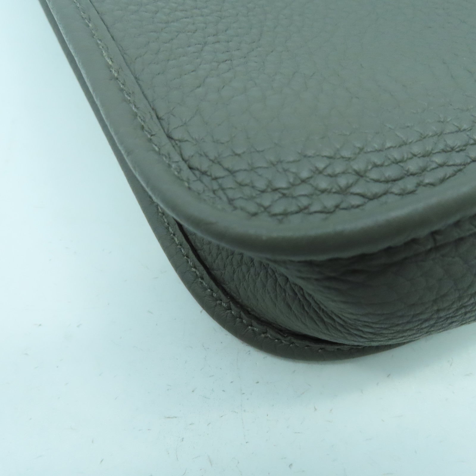 HERMES Clemence皮革Evelyne TPM金扣肩背袋Etain錫器灰色
