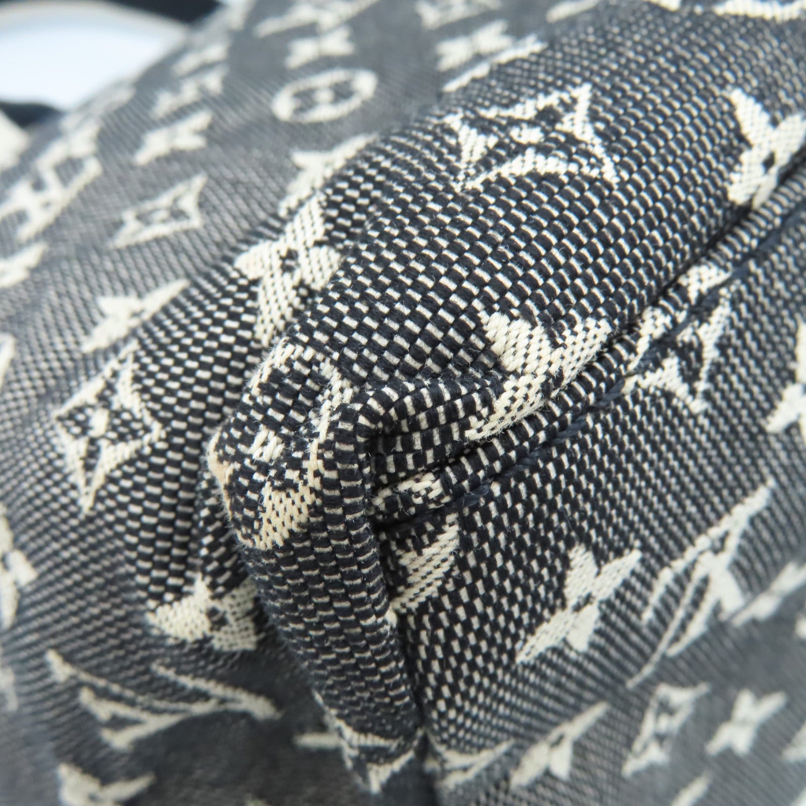 LOUIS VUITTON Mini Lin Monogram Mini Hippo Mario Kate Hand Bag手挽袋黑色
