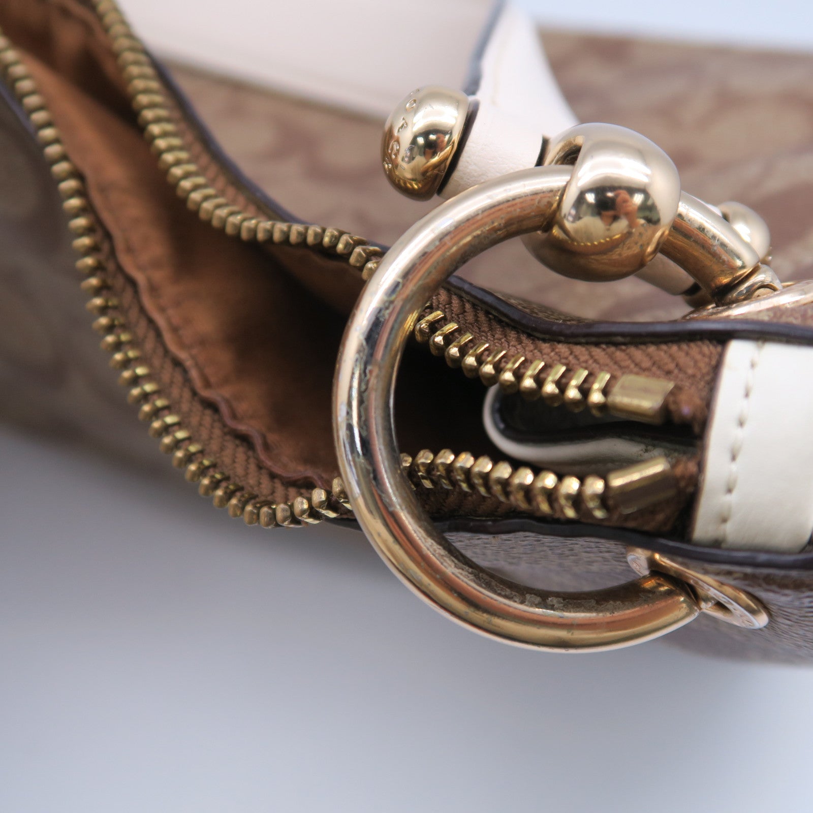 COACH 塗層帆布2 Way Shoulder Bag金扣手挽肩背兩用袋啡色/米色