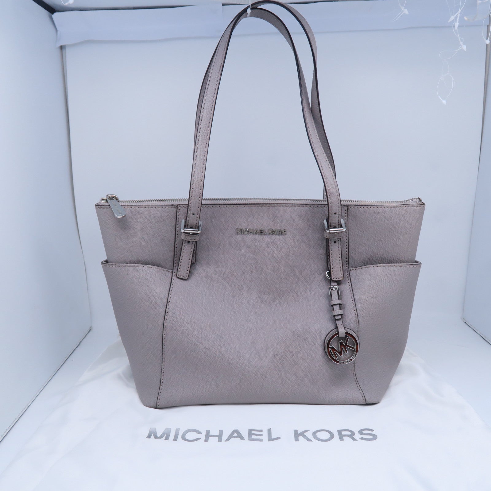 Michael Kors 牛皮皮革Shoulder Bag銀扣肩背袋灰色