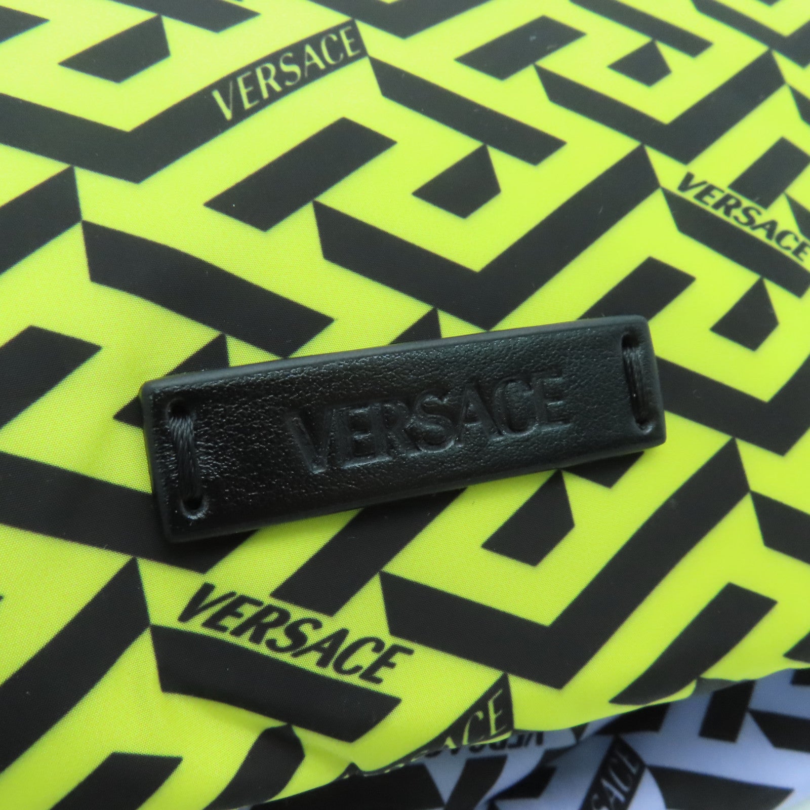 VERSACE 尼龙Shoulder Bag银扣肩背袋彩色