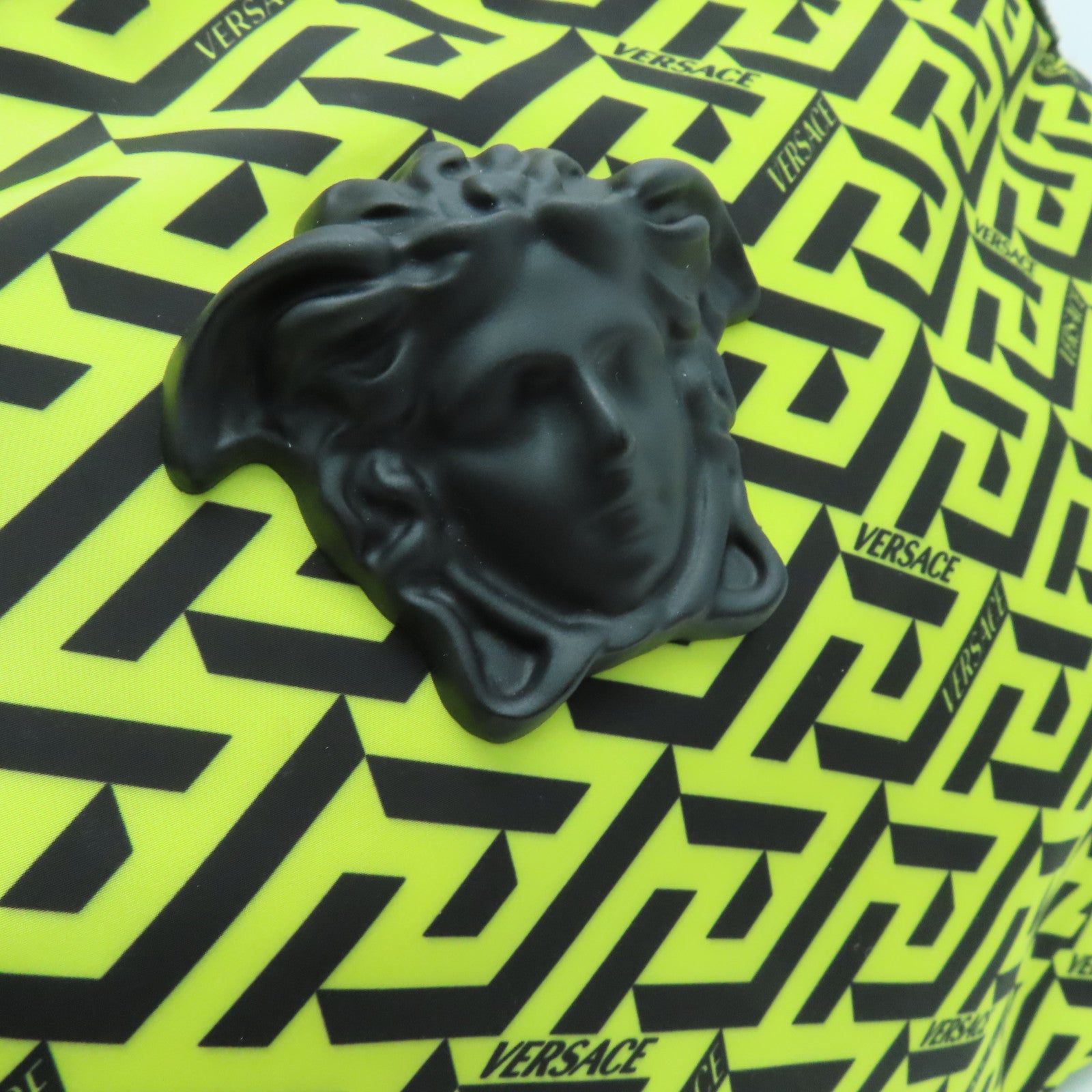VERSACE 尼龙Shoulder Bag银扣肩背袋彩色
