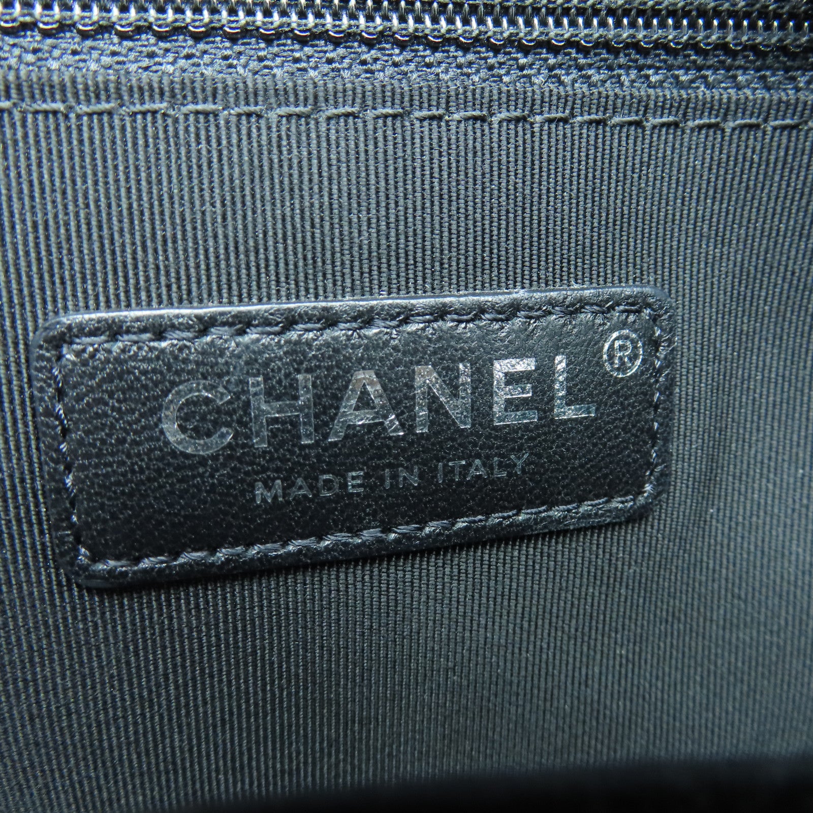 CHANEL rhombic cowhide leather Gabrielle Bag gold buckle shoulder bag purple