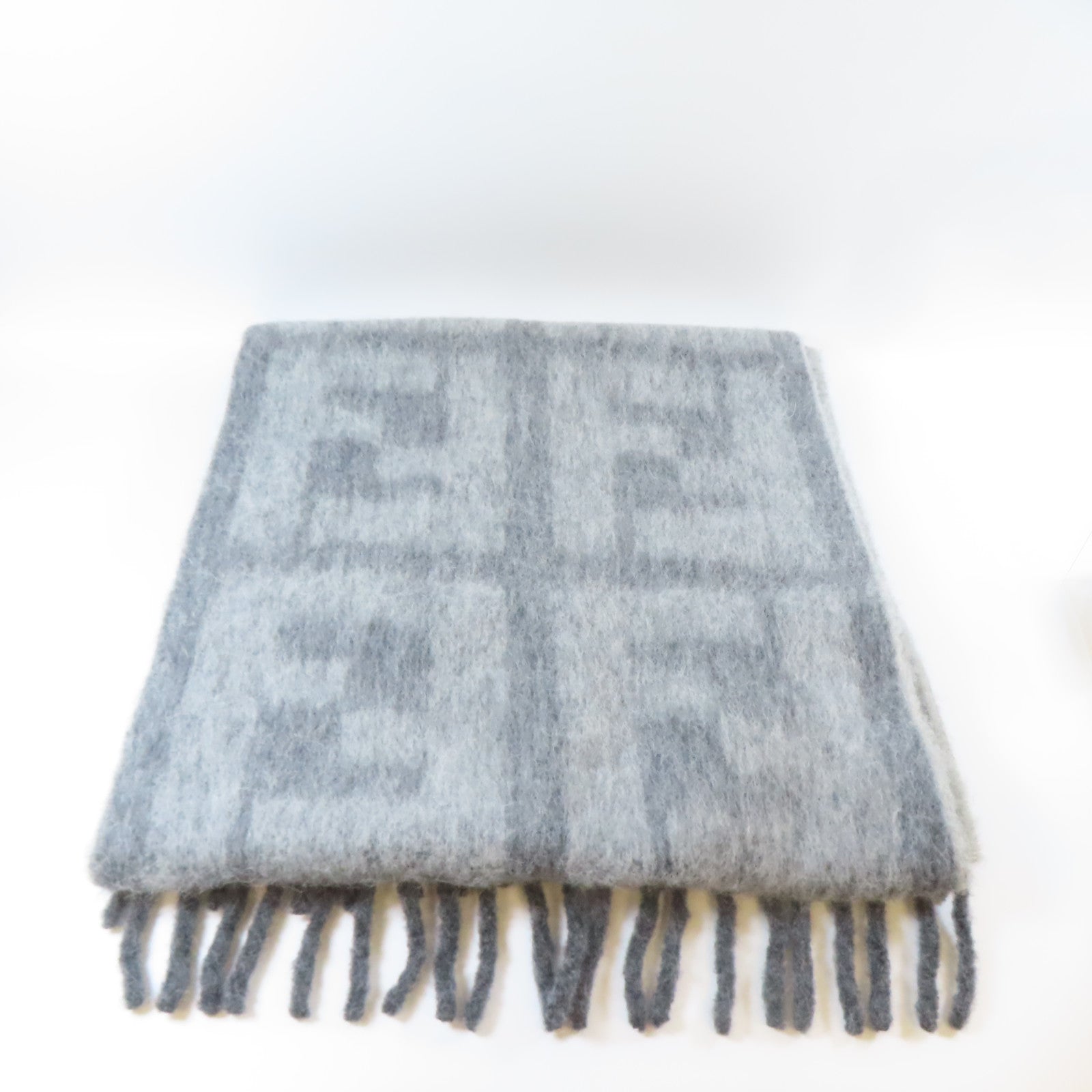 FENDI 羊駝毛Scarf 45x120cm項巾灰色