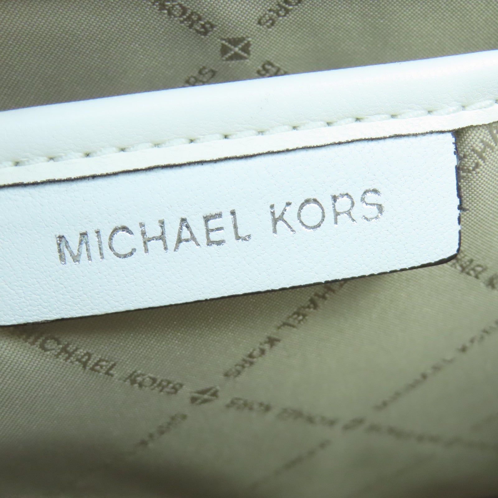 Michael Kors 牛皮皮革Rucksack銀扣背包白色