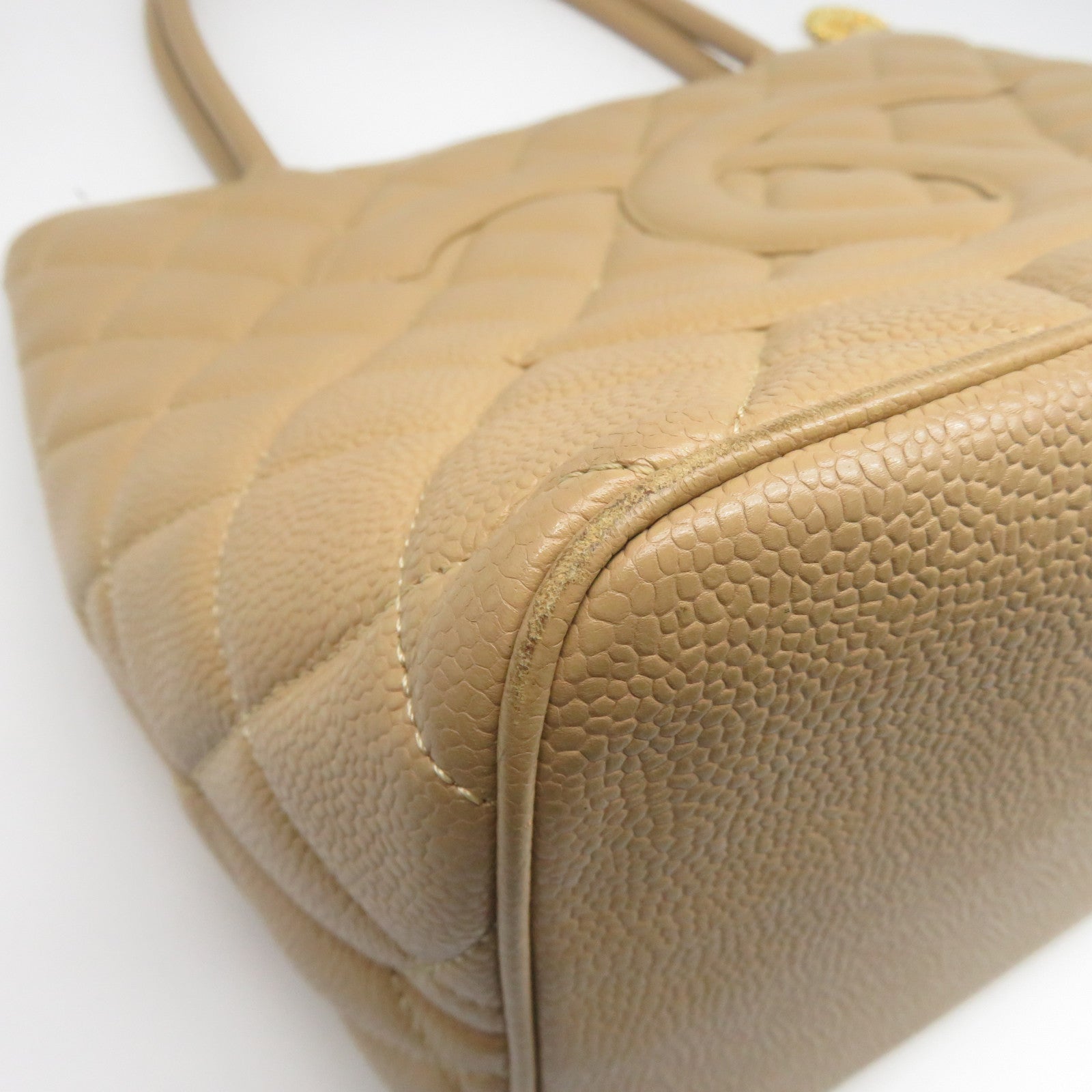 CHANEL 菱格牛皮皮革Shoulder Bag金扣肩背袋米色