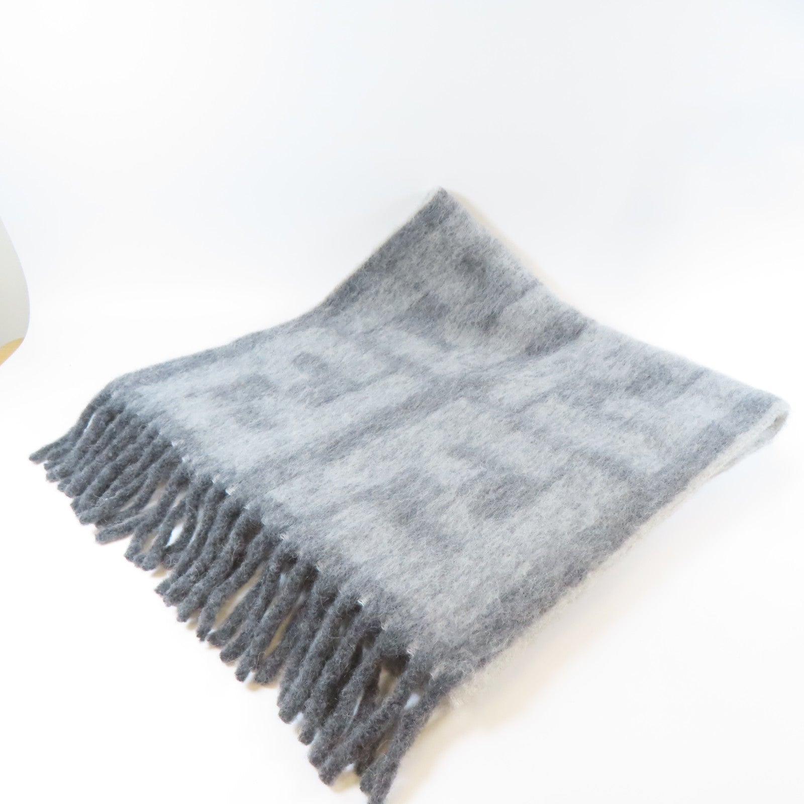 FENDI 羊駝毛Scarf 45x120cm項巾灰色