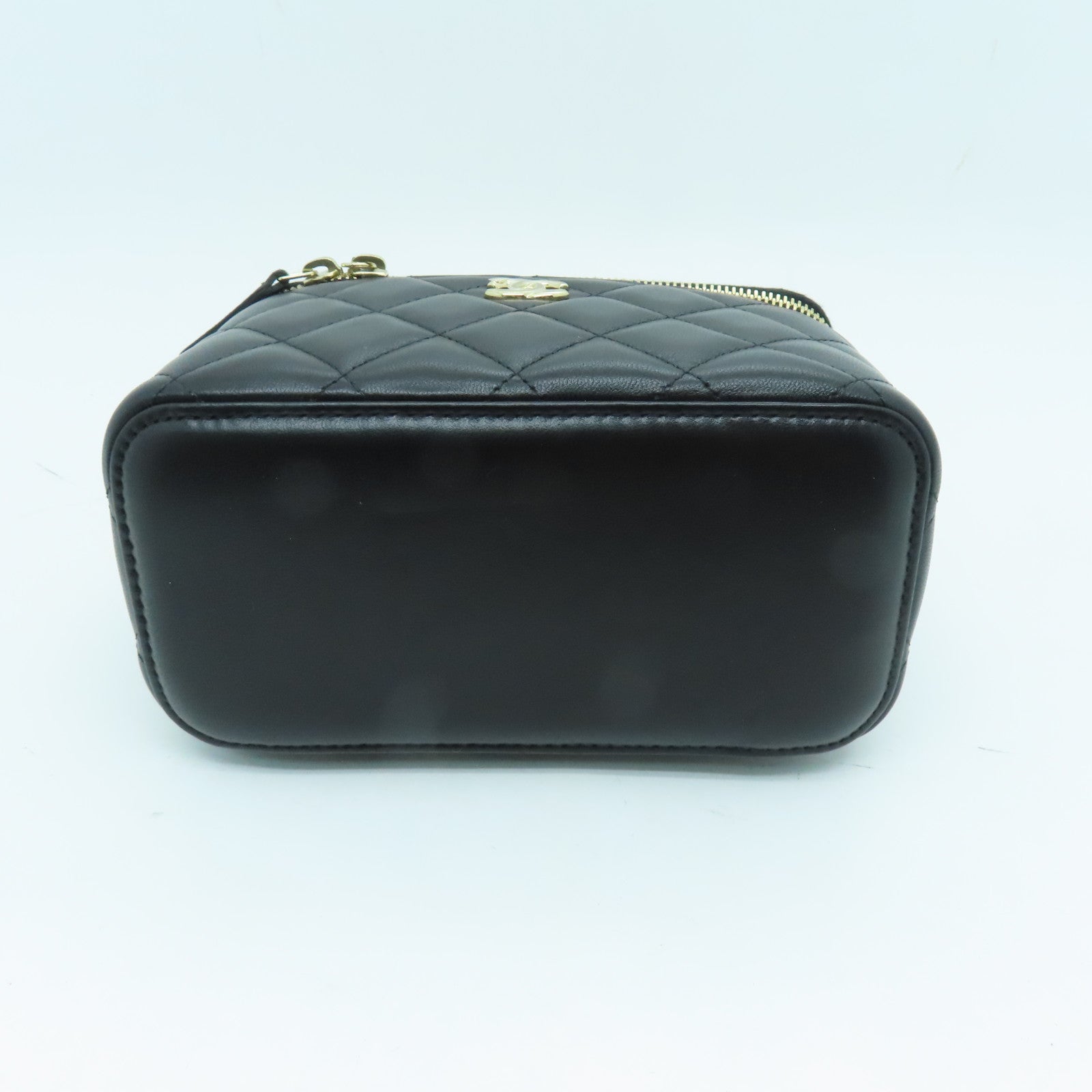 CHANEL 羊皮皮革Chain Shoulder Bag金扣鏈帶肩背袋黑色