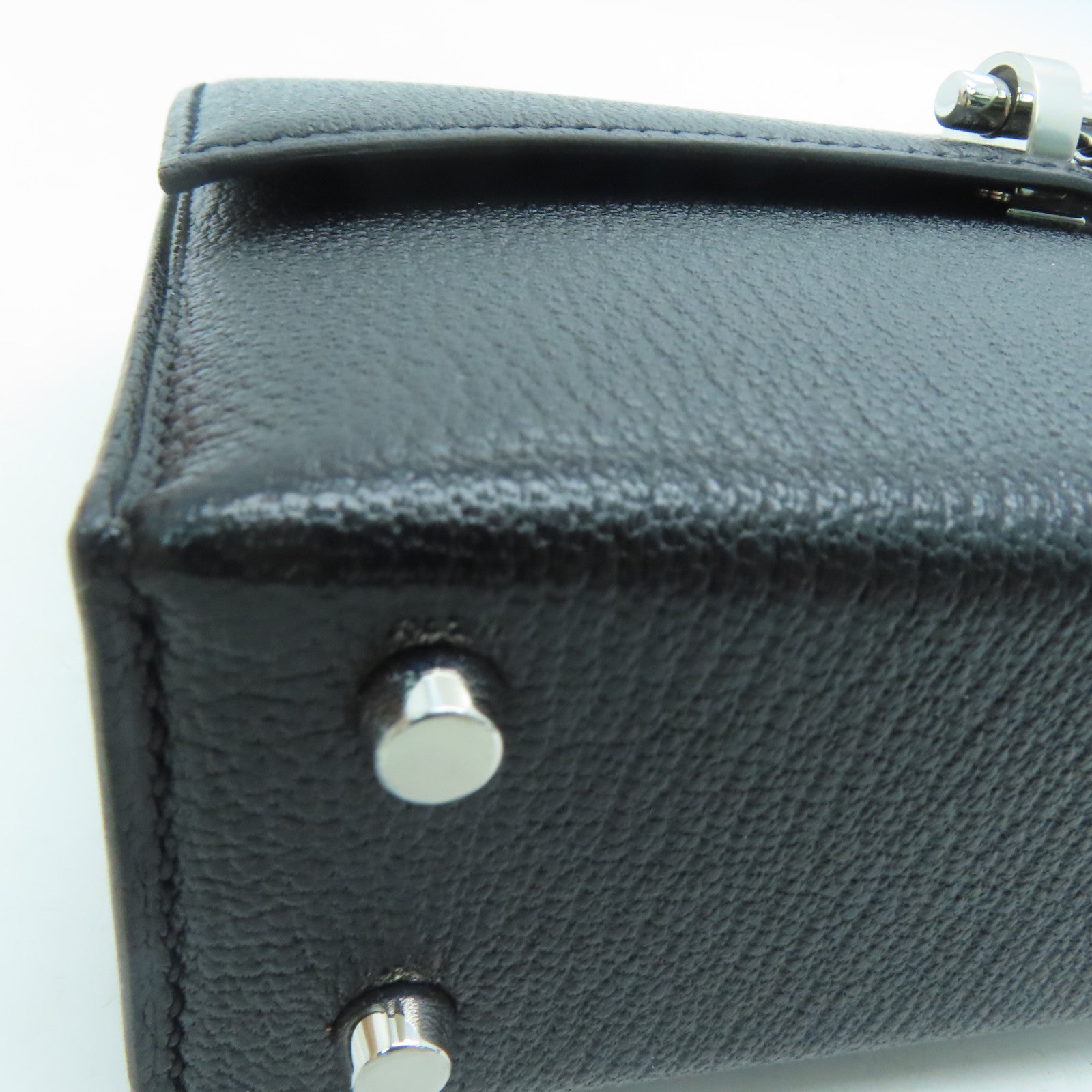 HERMES Chevre皮革Verrou Mini銀扣肩背袋黑色