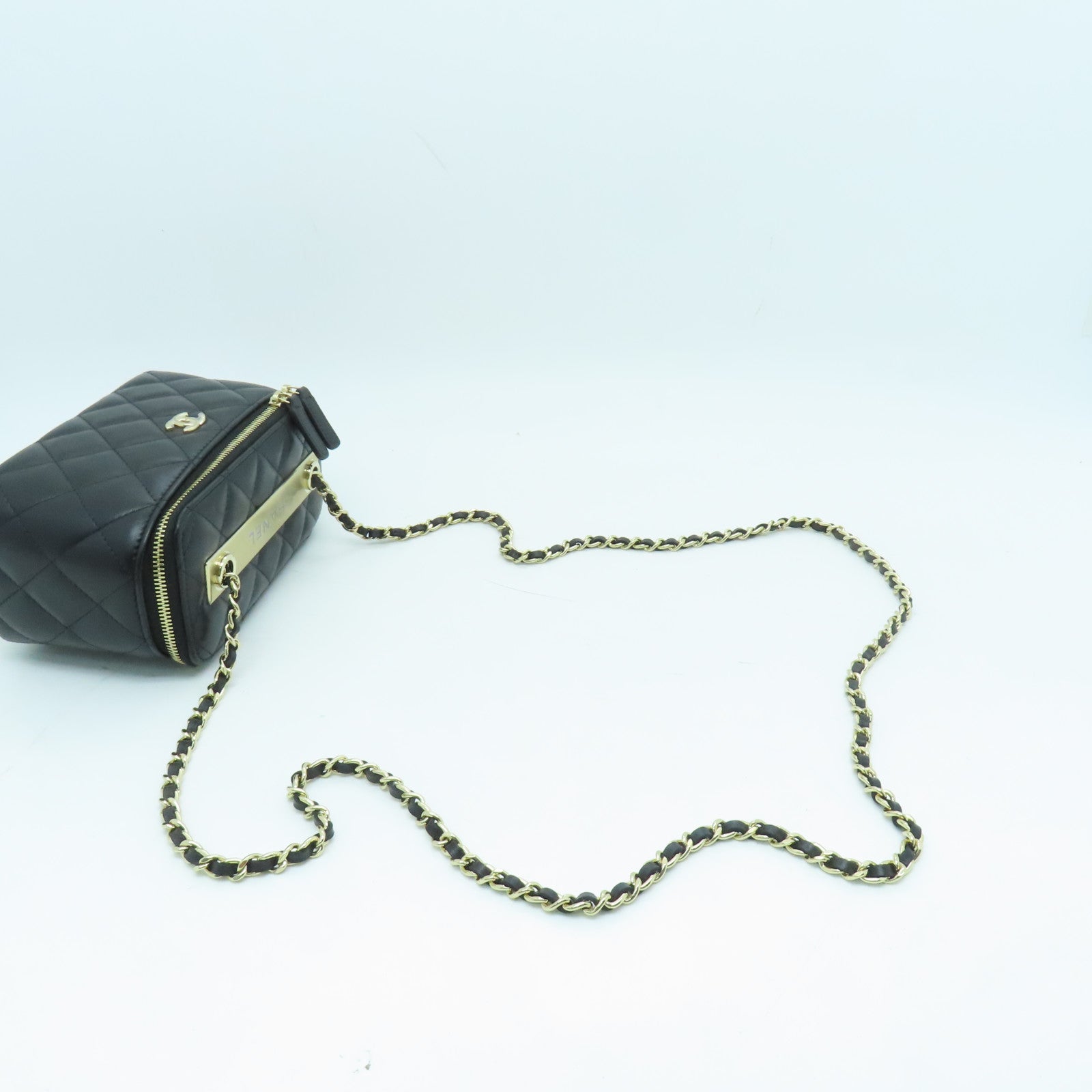 CHANEL 羊皮皮革Chain Shoulder Bag金扣鏈帶肩背袋黑色