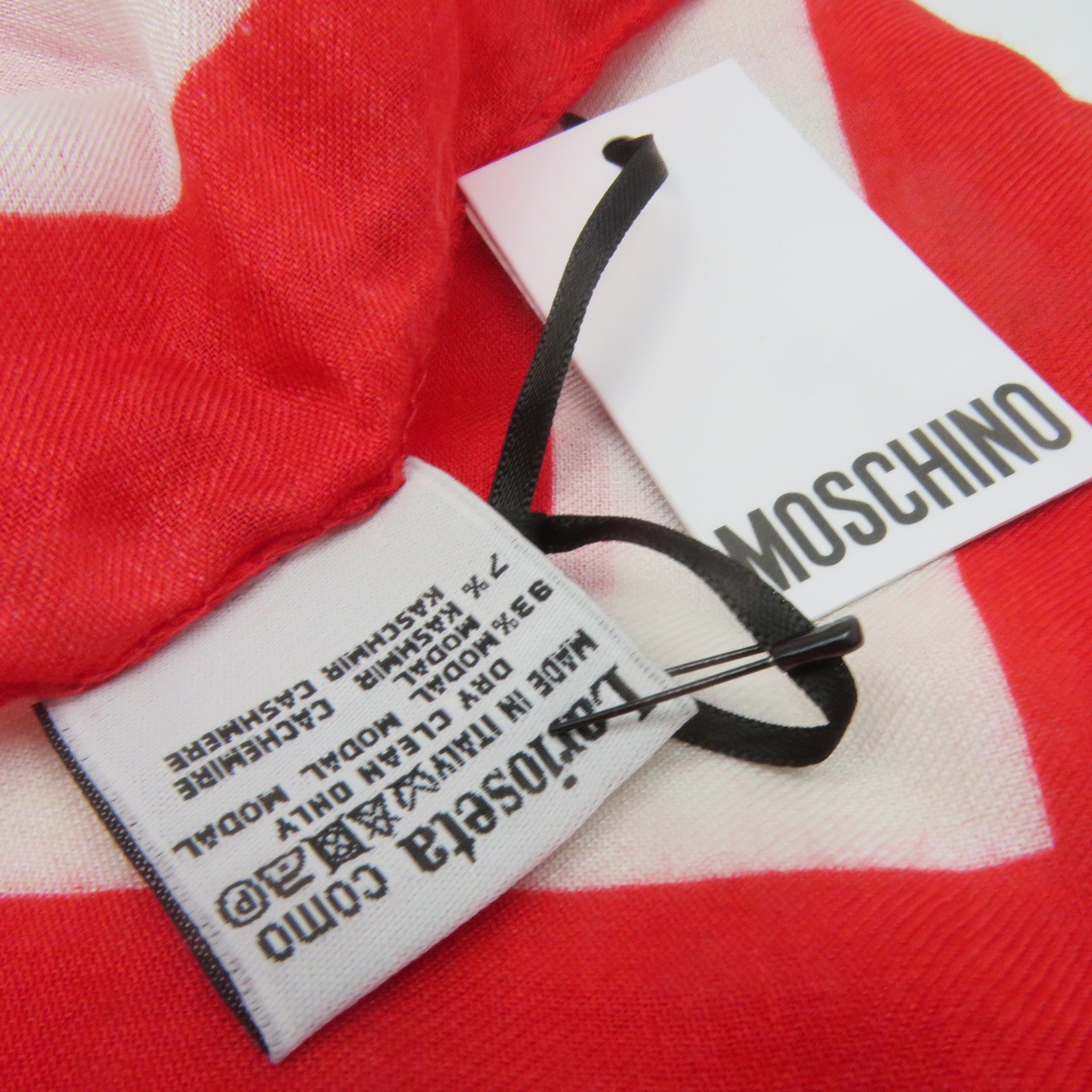 MOSCHINO 羊绒/莫代尔纤维Scarf丝巾红色/黑色/白色