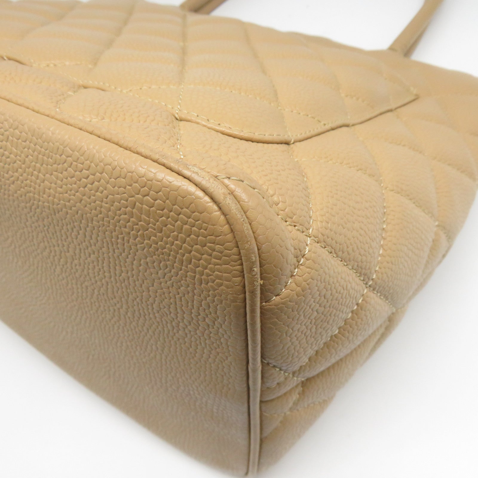 CHANEL 菱格牛皮皮革Shoulder Bag金扣肩背袋米色