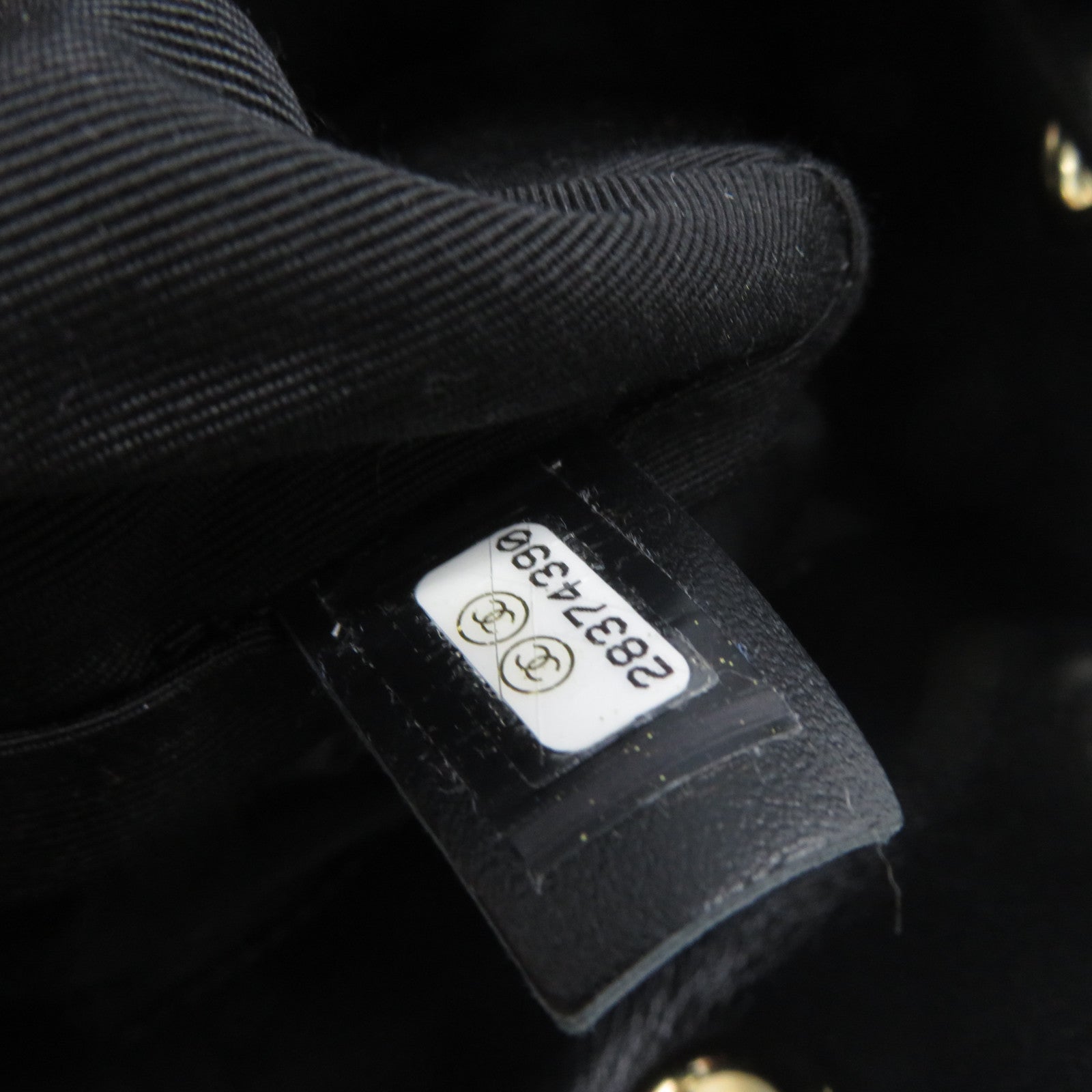 CHANEL 菱格牛皮皮革Backpack金扣背包黑色