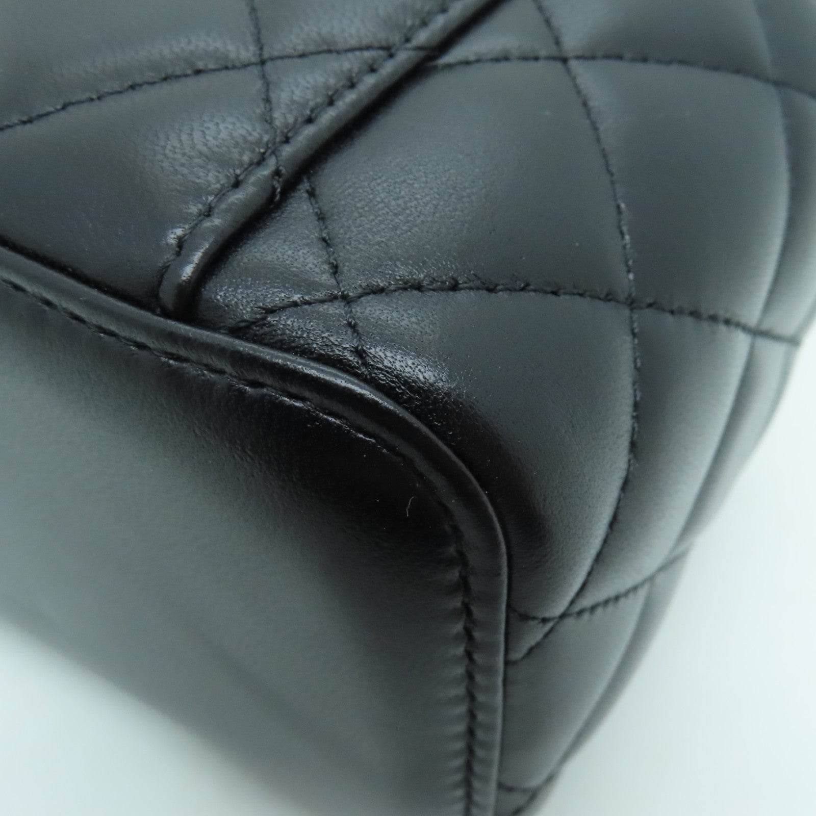CHANEL 羊皮皮革Chain Shoulder Bag金扣鏈帶肩背袋黑色