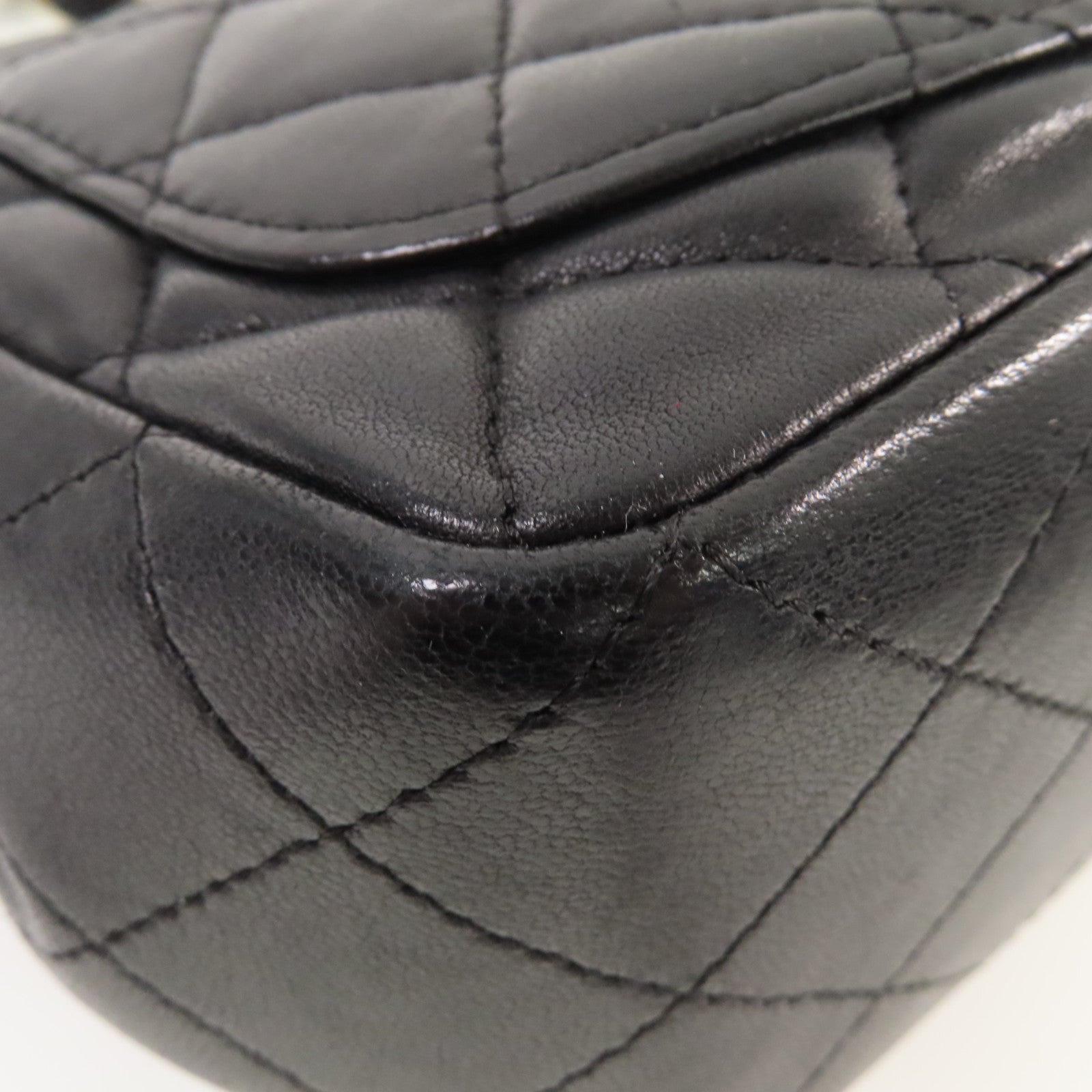 CHANEL 菱格羊皮皮革Chain Shoulder Bag金扣鏈帶肩背袋黑色