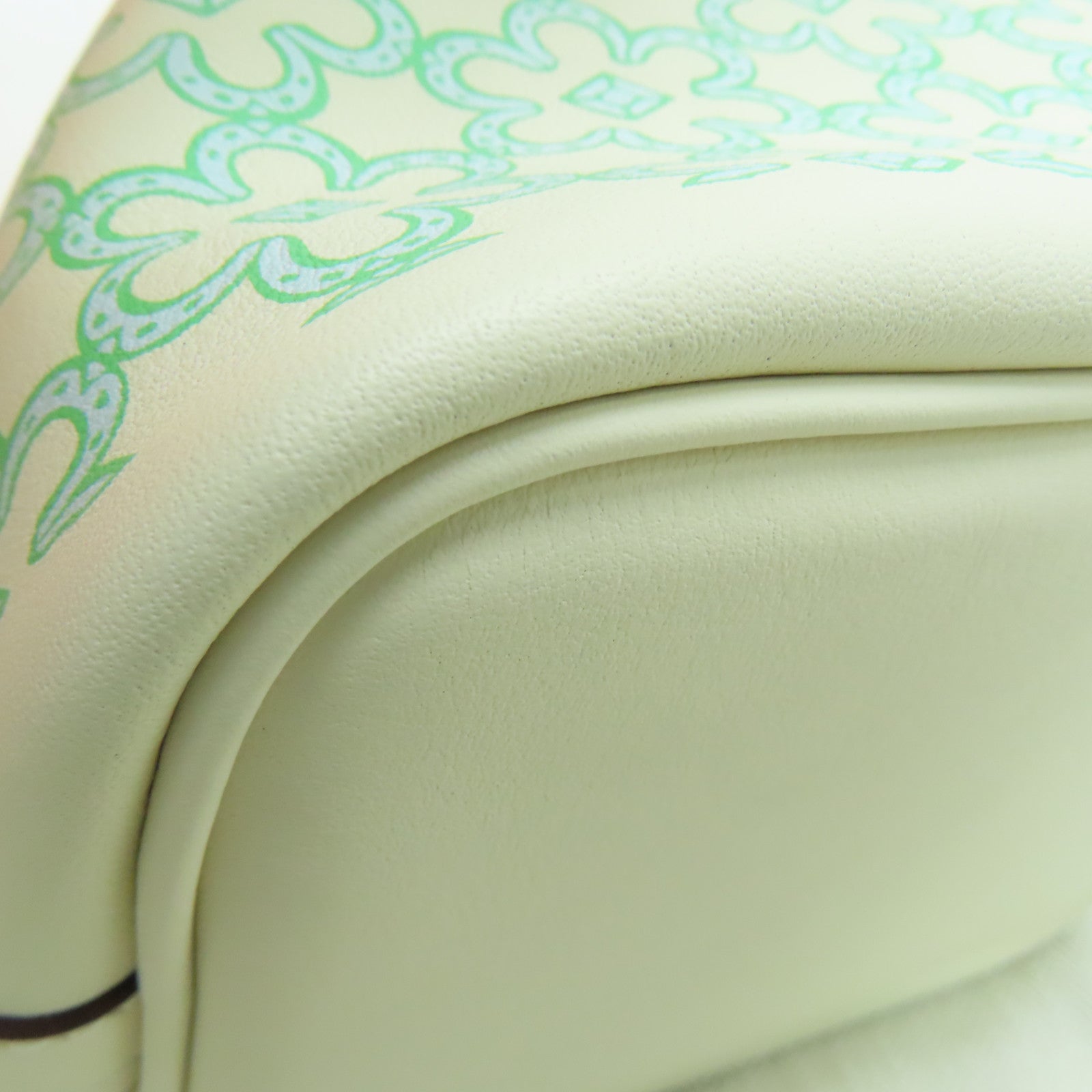 HERMES Swift皮革Picotin Lucky Daisy Mirco银扣手挽袋Nata/米白色绿色