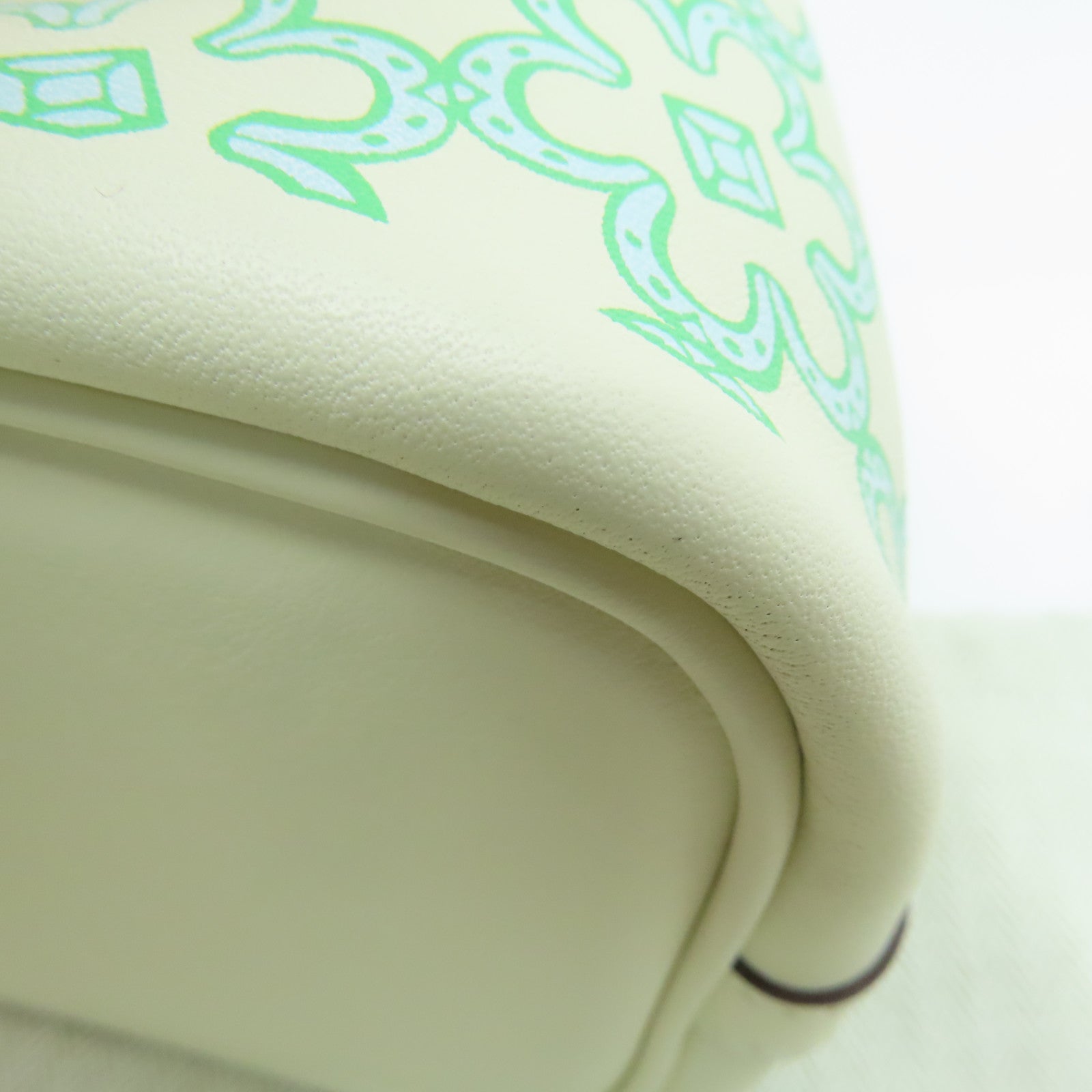 HERMES Swift皮革Picotin Lucky Daisy Mirco银扣手挽袋Nata/米白色绿色