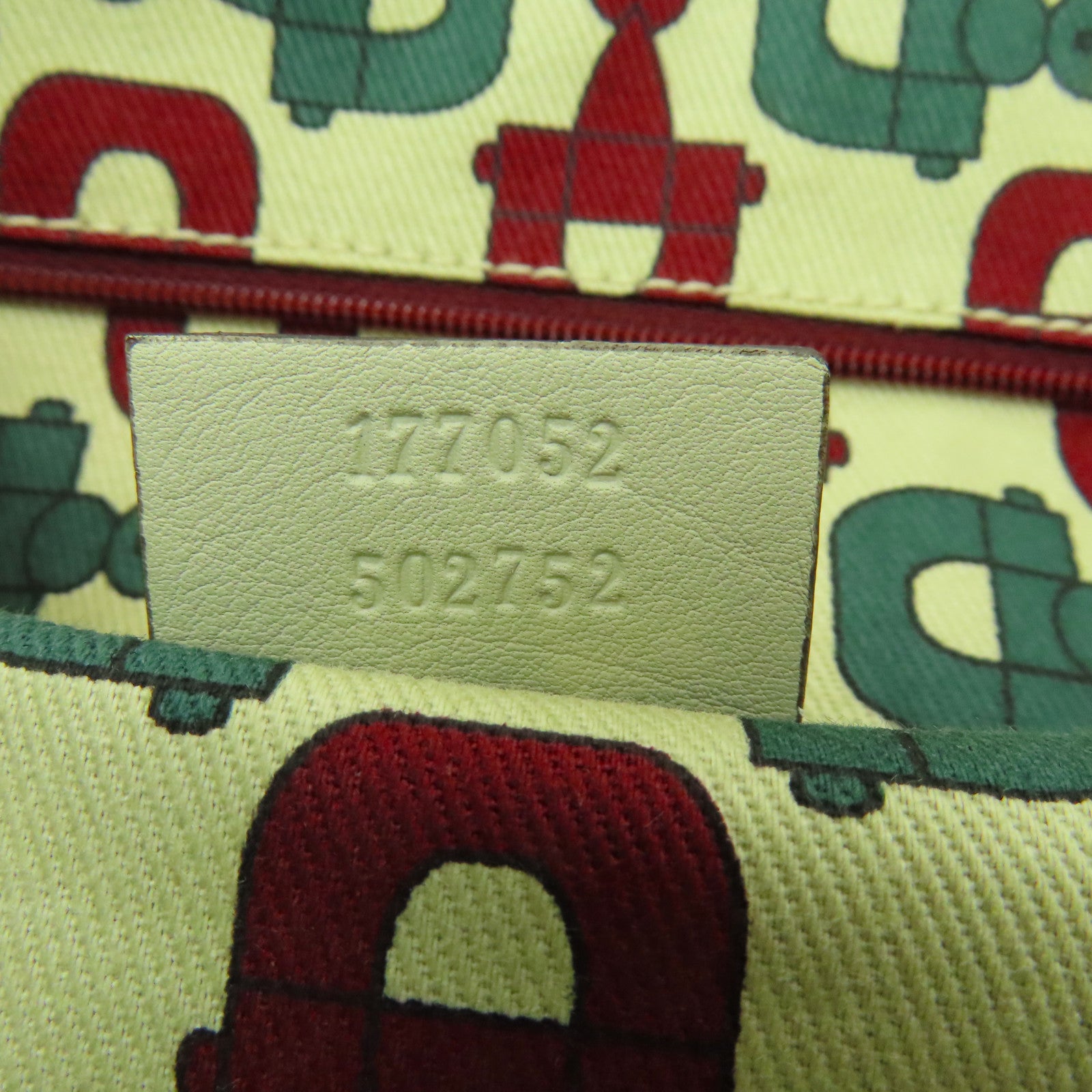 GUCCI 牛皮皮革Shoulder Bag金扣肩背袋白色