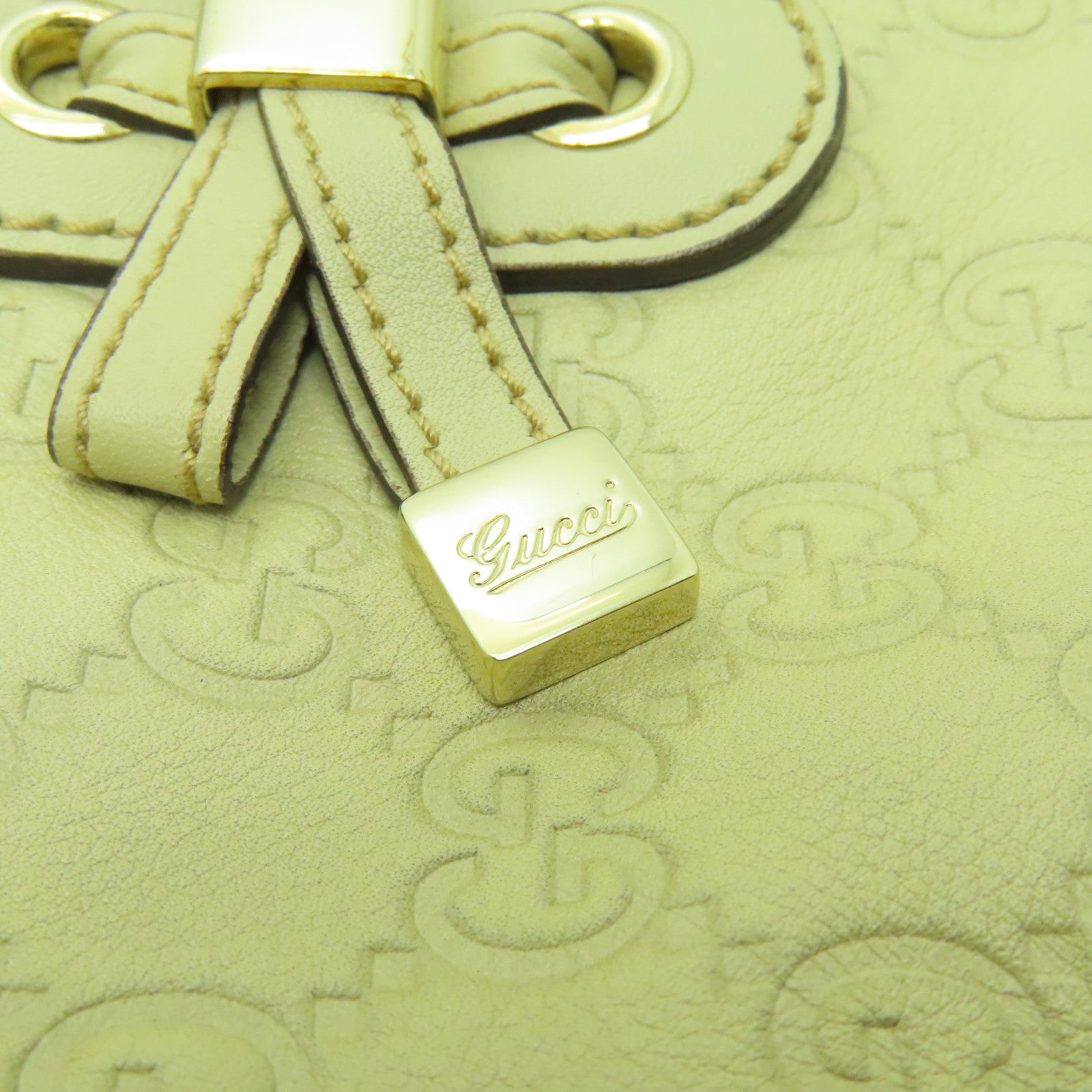 GUCCI 牛皮皮革Shoulder Bag金扣肩背袋白色