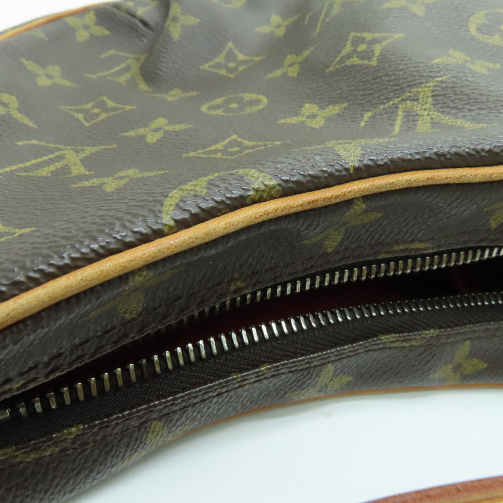 LOUIS VUITTON Monogram Pochette Crossant手挽袋/肩背袋啡色
