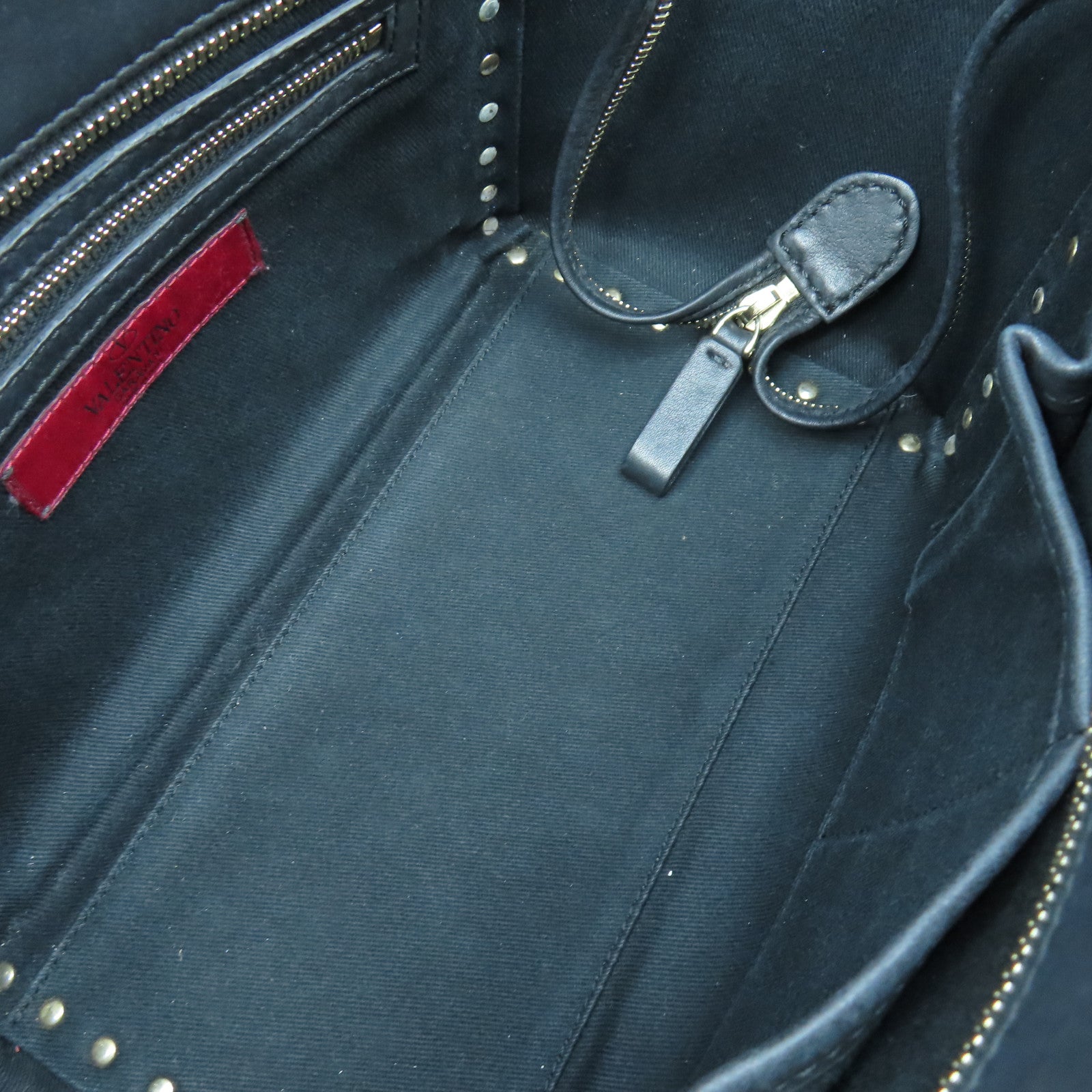 Valentino 牛皮皮革Shoulder Bag金扣手挽肩背兩用袋黑色