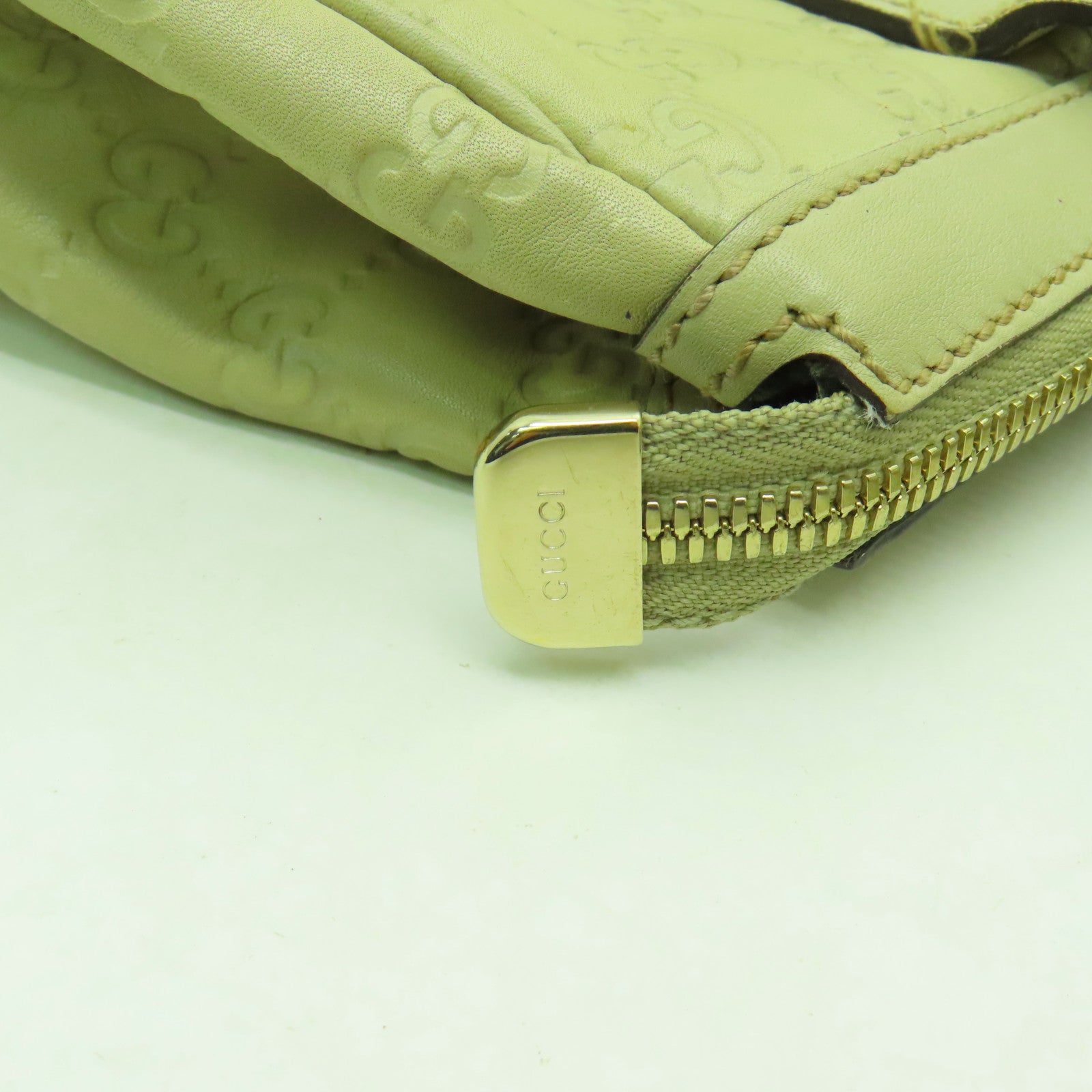 GUCCI 牛皮皮革Shoulder Bag金扣肩背袋白色